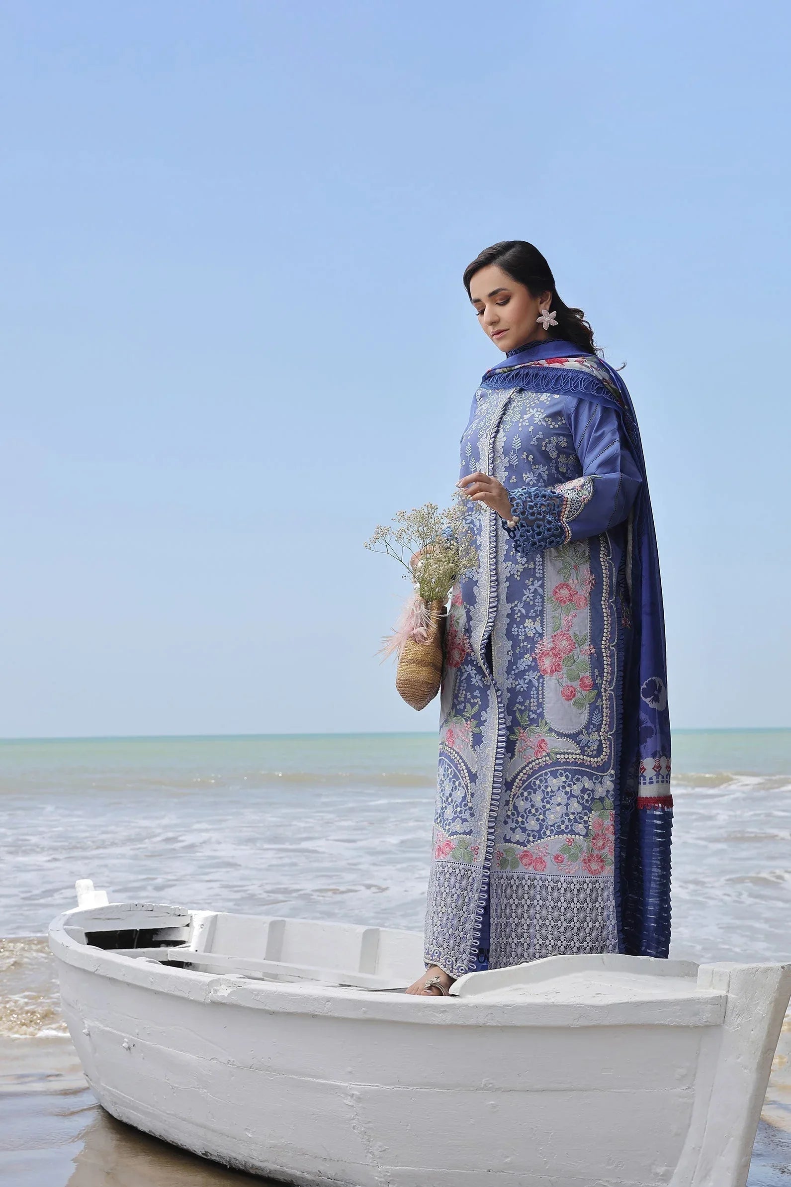 Maryam Hussain | Luxury Lawn 24 | AYRA - Aqsa Fabrics