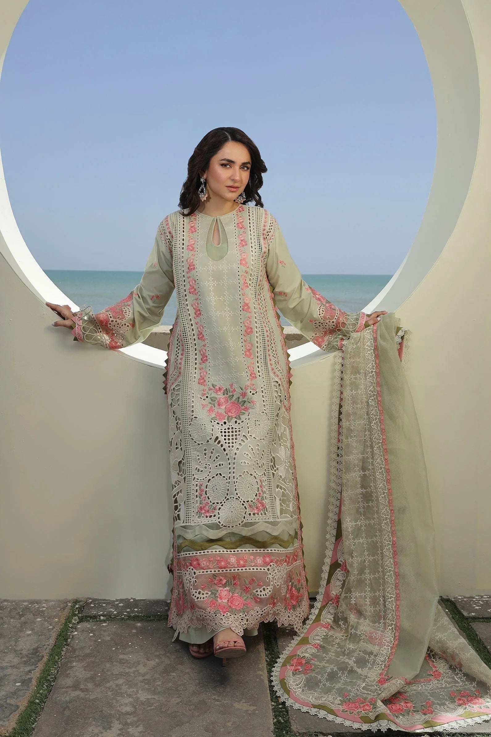 Maryam Hussain | Luxury Lawn 24 | HAVANA - Aqsa Fabrics