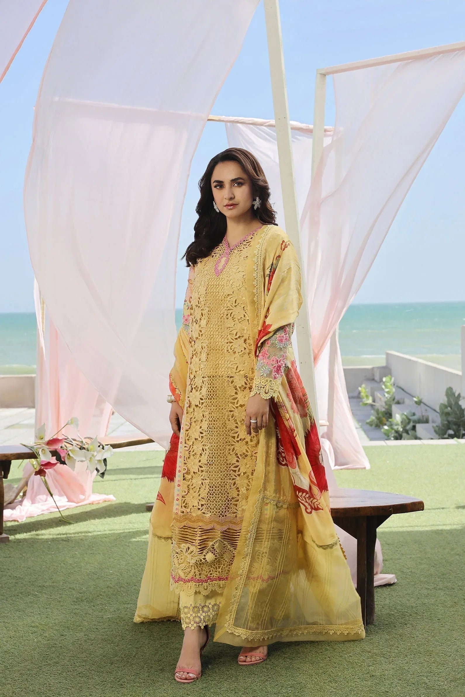 Maryam Hussain | Luxury Lawn 24 | TROPICA - Aqsa Fabrics