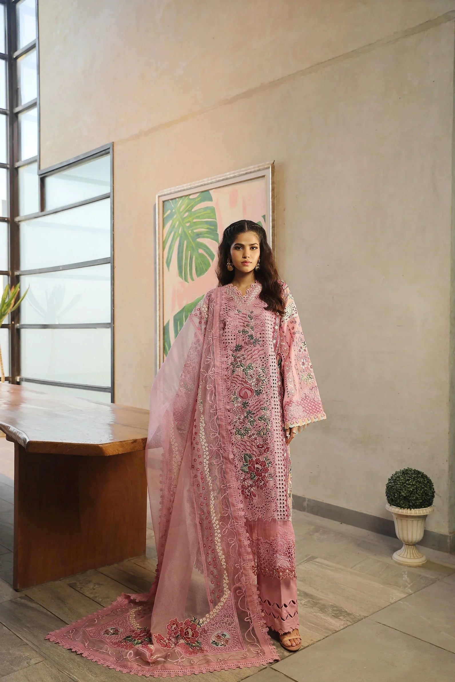 Maryam Hussain | Luxury Lawn 24 | CORAL - Aqsa Fabrics