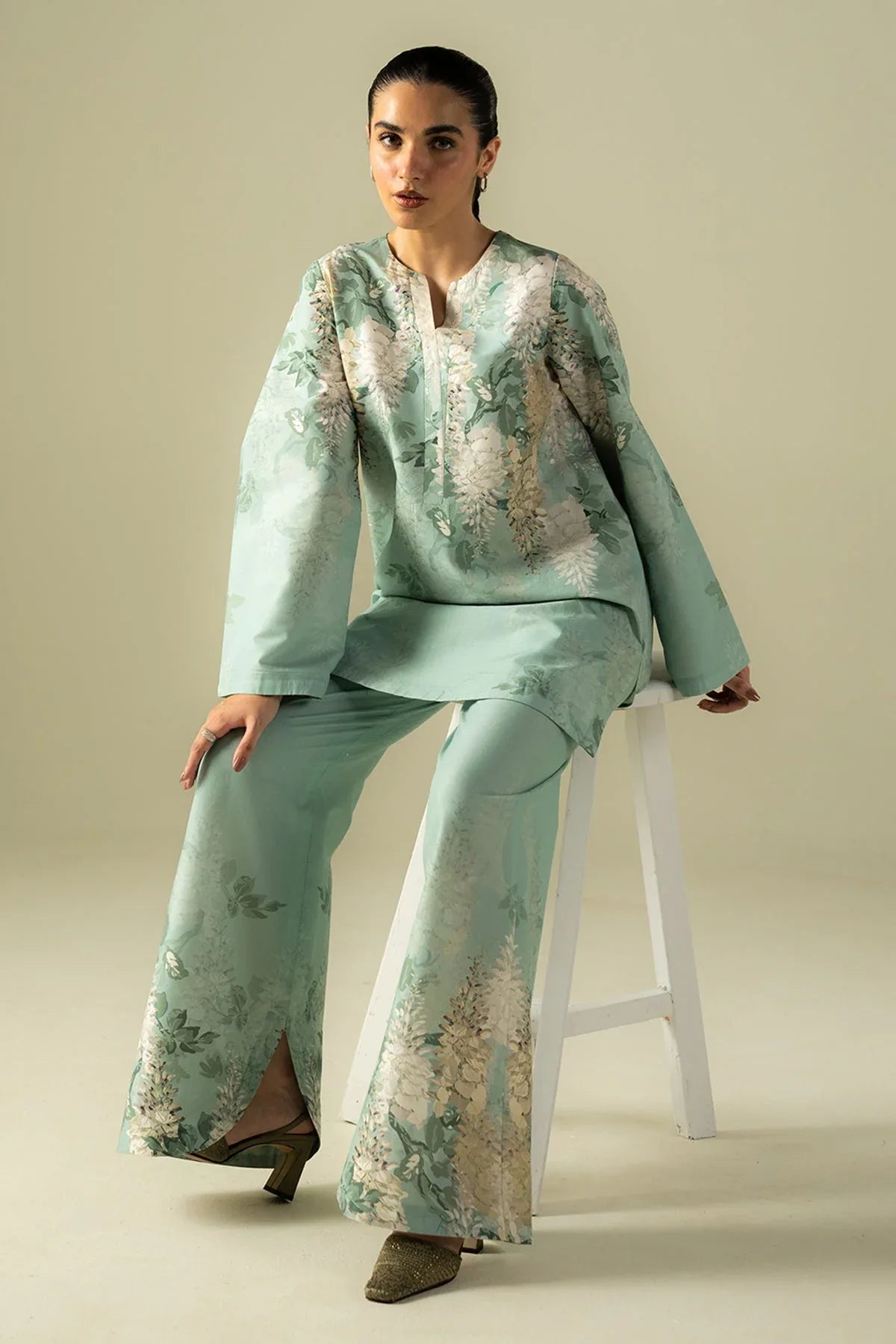 Afrozeh | Coords 25 | Frosted - Aqsa Fabrics