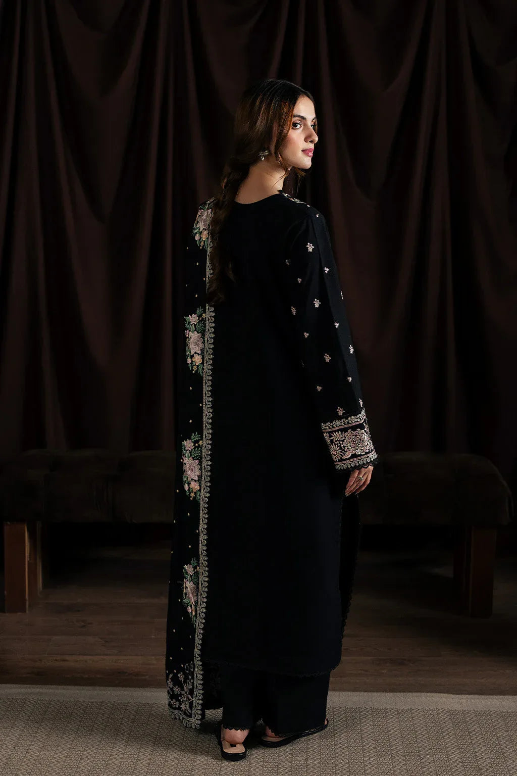 Neeshay | Winter Reverie | Velayne - Aqsa Fabrics