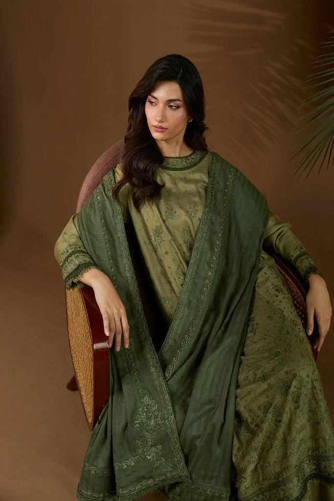 Sobia Nazir | Winter Shawl 25 | Design 2A - Aqsa Fabrics