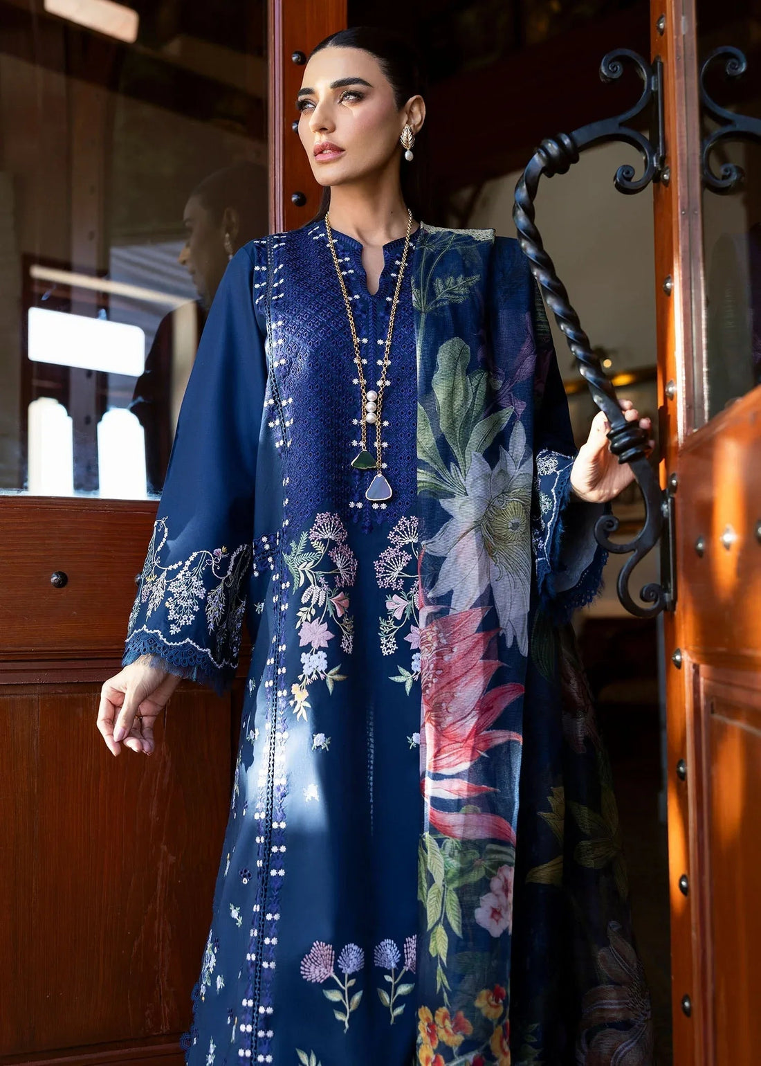 Saira Shakira | Bloom Lawn 25 | HANGING GARDENS 2-B - Aqsa Fabrics