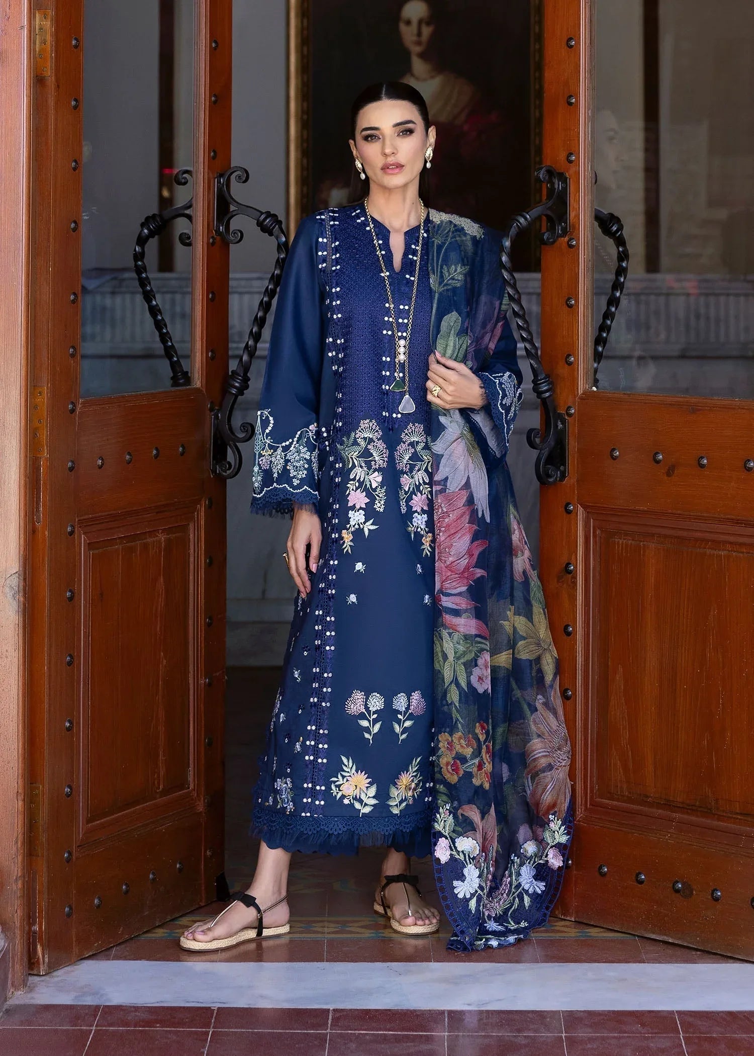 Saira Shakira | Bloom Lawn 25 | HANGING GARDENS 2-B - Aqsa Fabrics