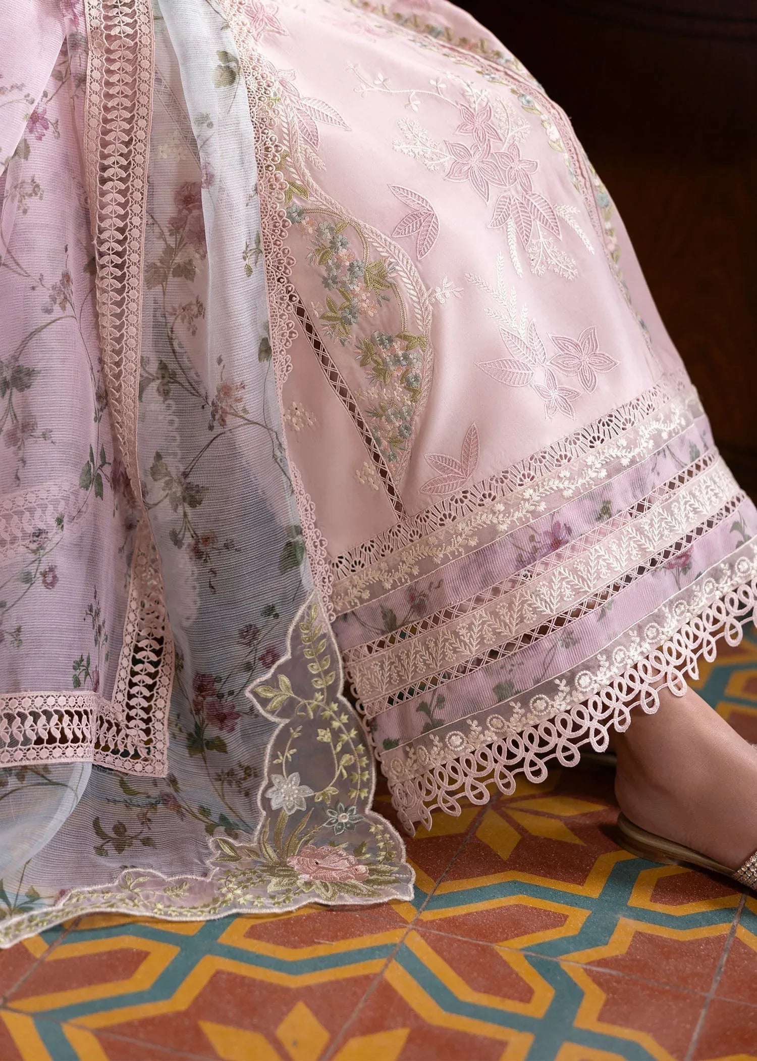 Saira Shakira | Bloom Lawn 25 | CHLOE 3-A - Aqsa Fabrics