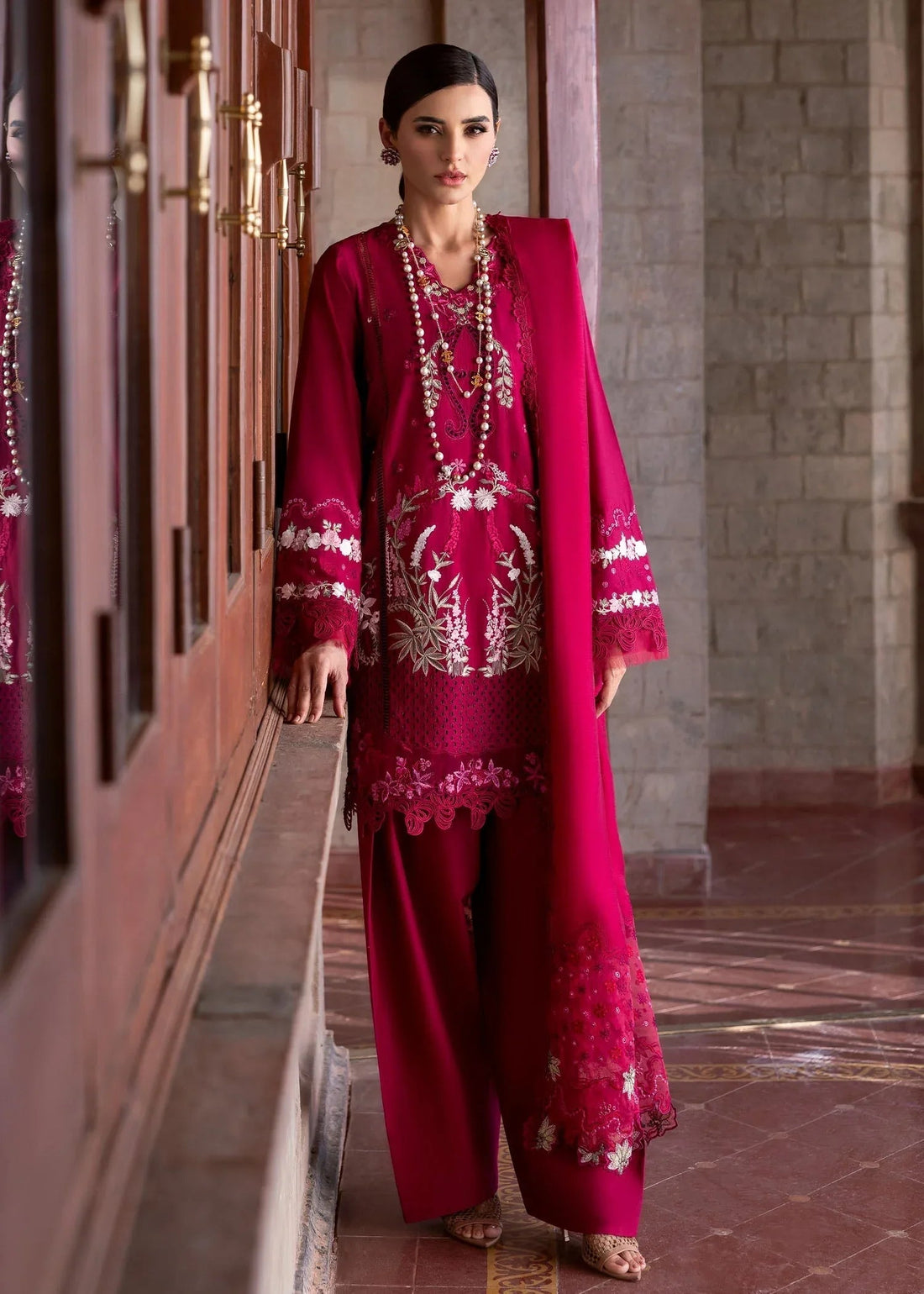 Saira Shakira | Bloom Lawn 25 | FAYE 7-B - Aqsa Fabrics