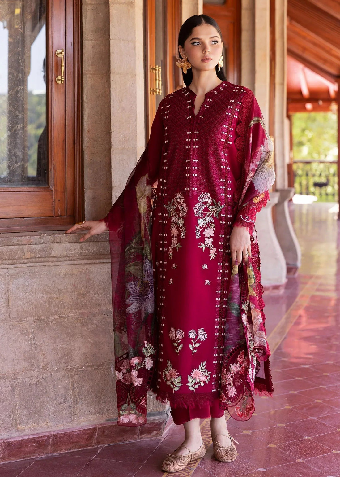 Saira Shakira | Bloom Lawn 25 | HANGING GARDENS 2-A - Aqsa Fabrics