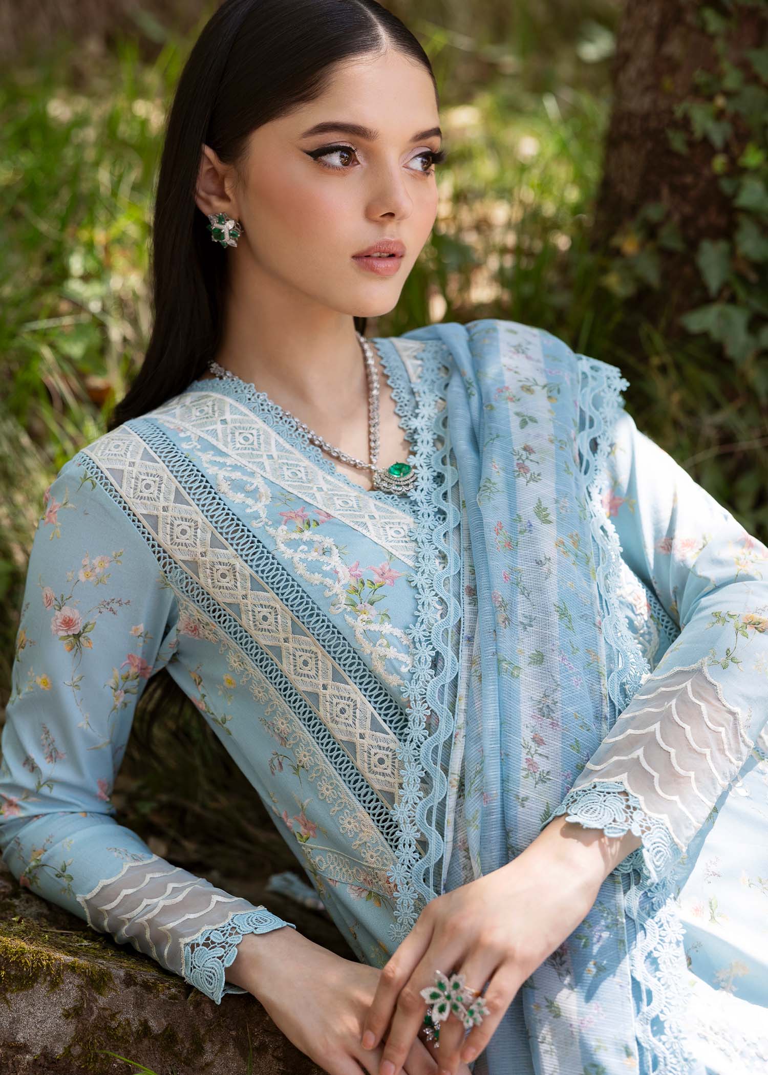 Saira Shakira | Bloom Lawn 25 | SWEET OPEL 8-B - Aqsa Fabrics