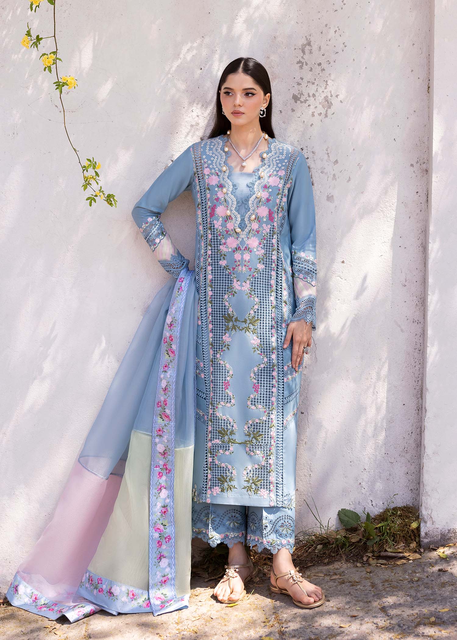 Saira Shakira | Bloom Lawn 25 | ZERENE 1-B - Aqsa Fabrics