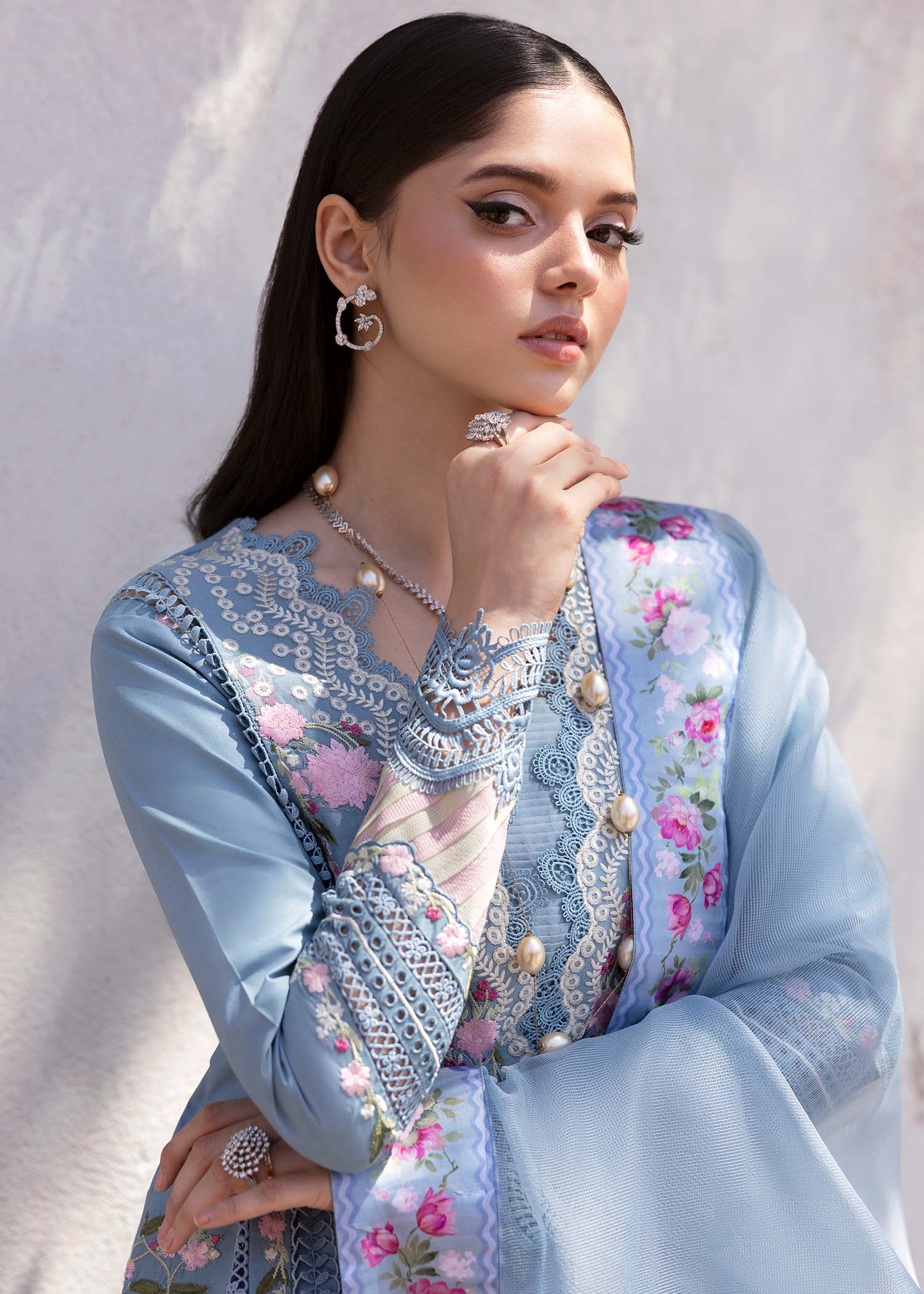 Saira Shakira | Bloom Lawn 25 | ZERENE 1-B - Aqsa Fabrics