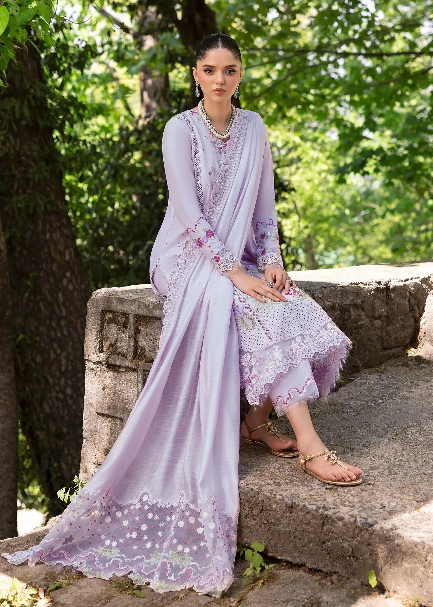 Saira Shakira | Bloom Lawn 25 | FAYE 7-A - Aqsa Fabrics
