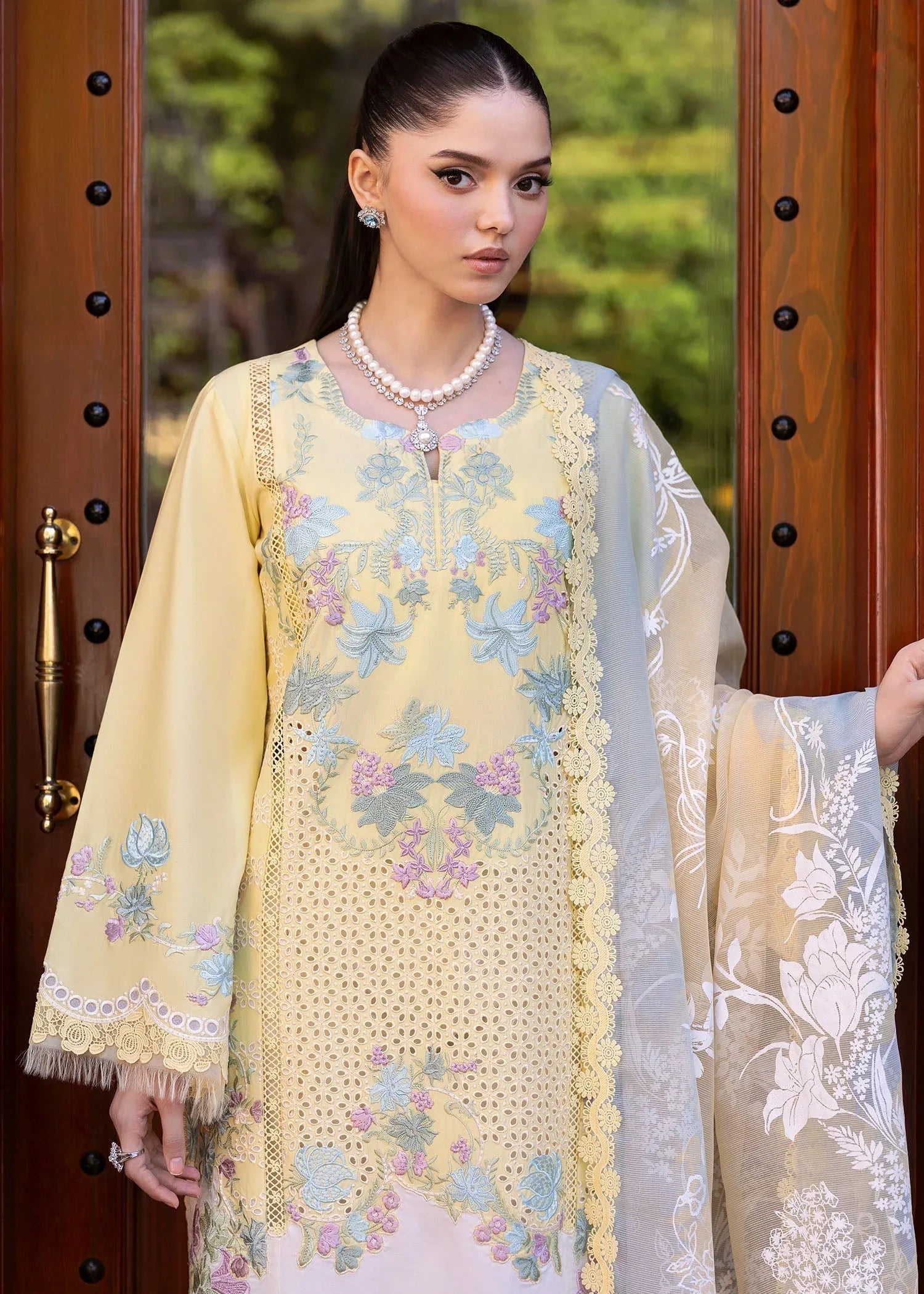 Saira Shakira | Bloom Lawn 25 | LOTUS REVERIE 4-A - Aqsa Fabrics