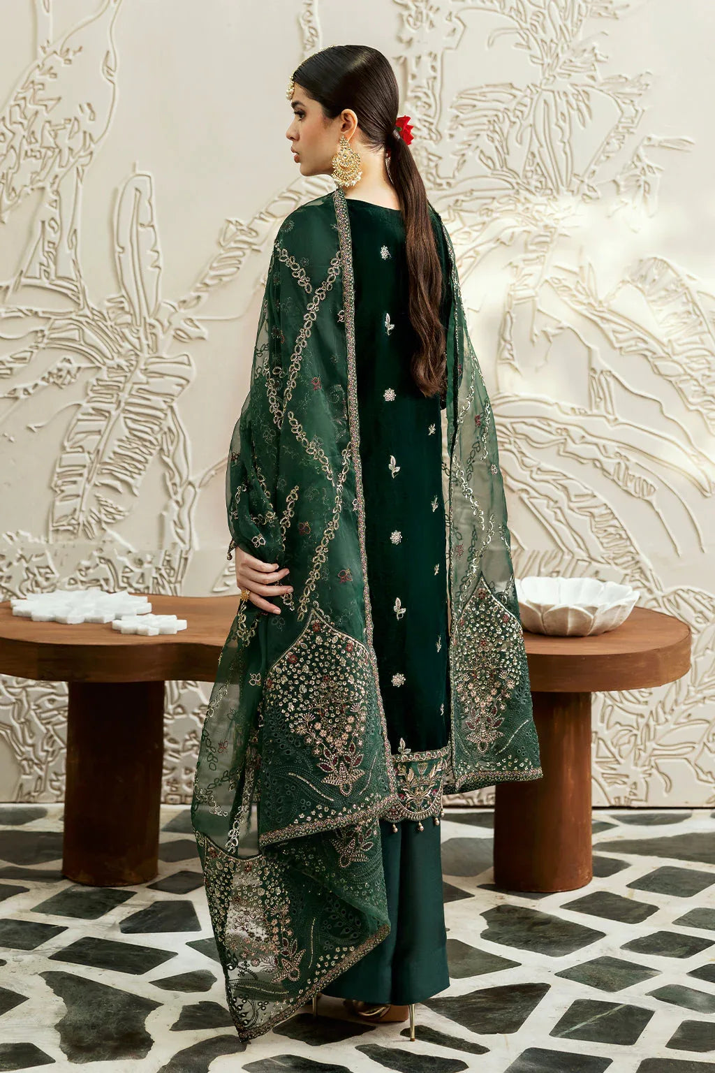 Ramsha | Velvet Collection | V-607 - Aqsa Fabrics