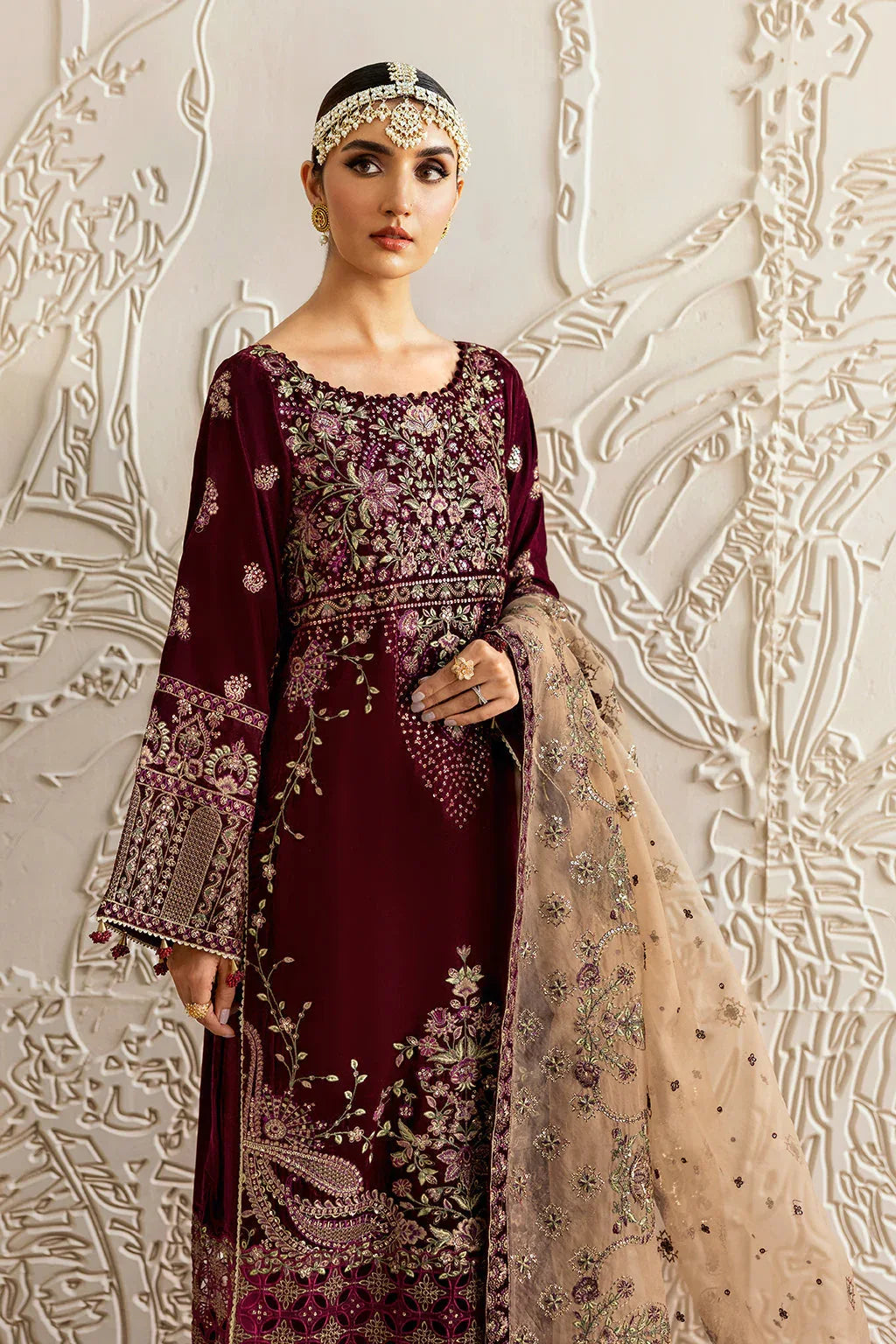 Ramsha | Velvet Collection | V-601 - Aqsa Fabrics