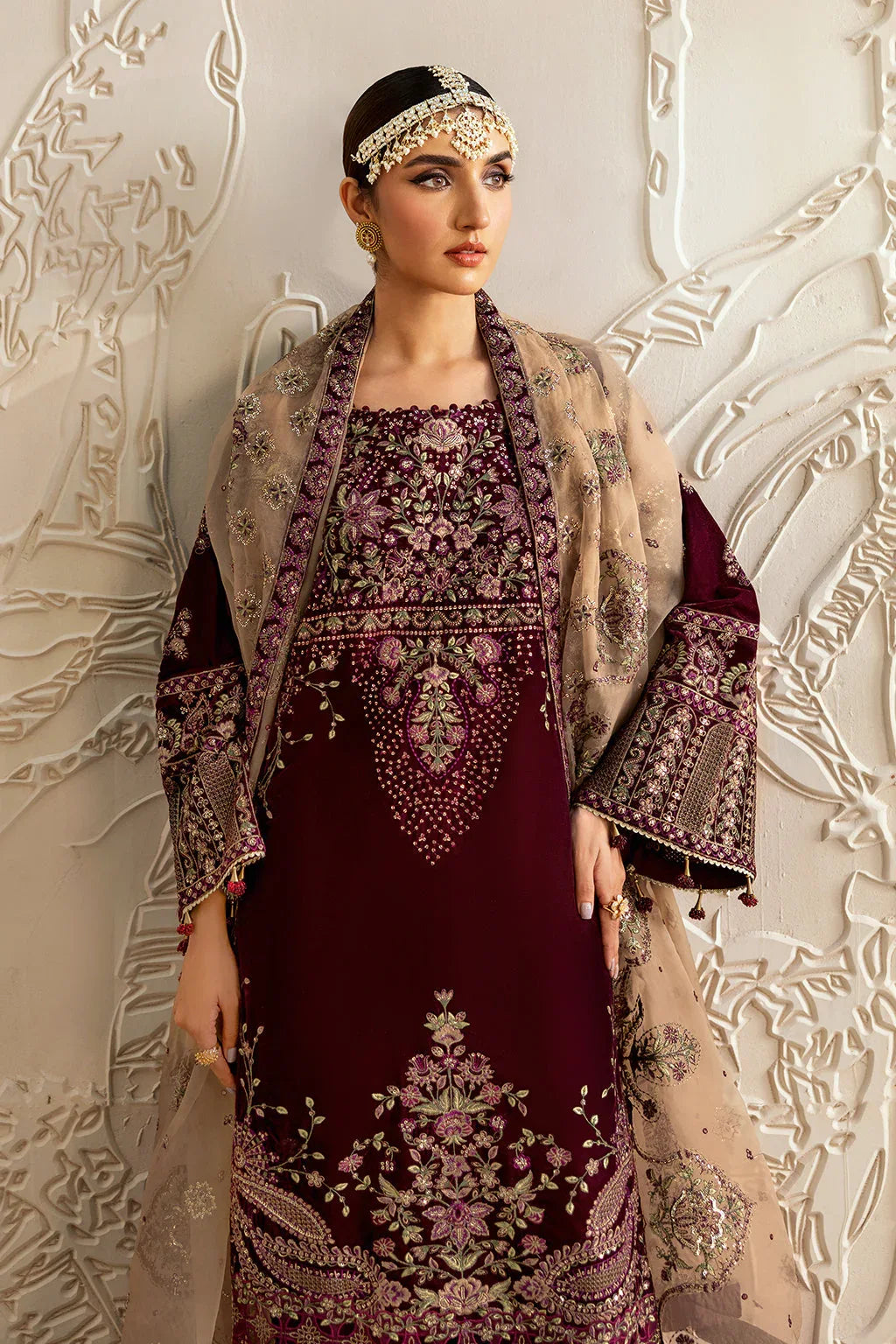 Ramsha | Velvet Collection | V-601 - Aqsa Fabrics