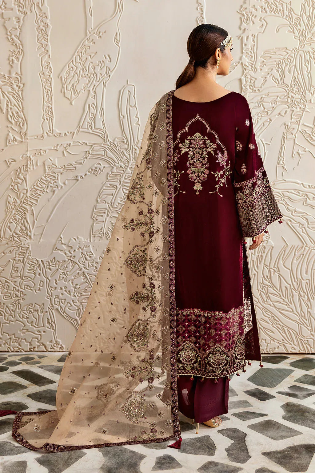 Ramsha | Velvet Collection | V-601 - Aqsa Fabrics
