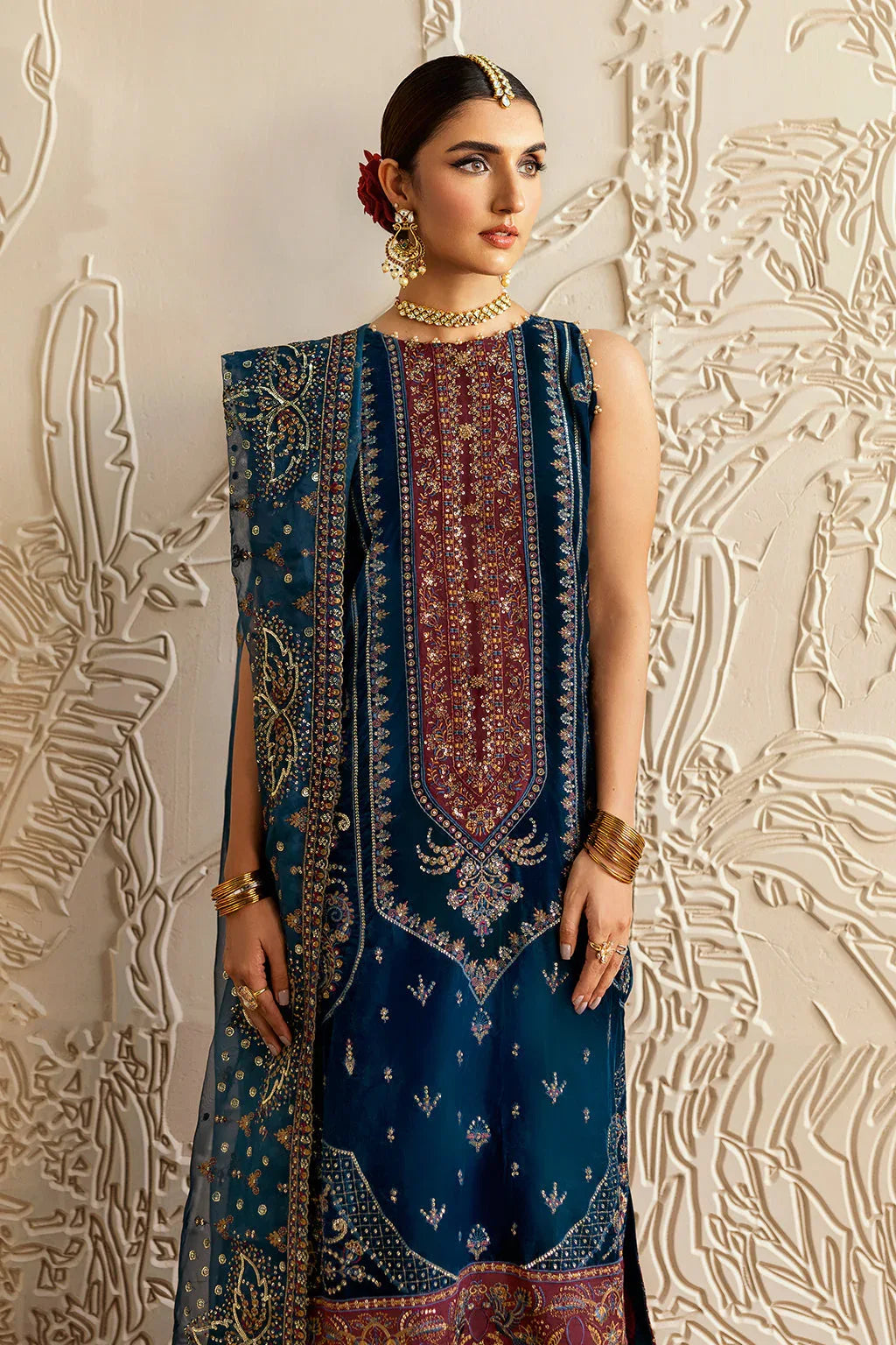 Ramsha | Velvet Collection | V-604 - Aqsa Fabrics