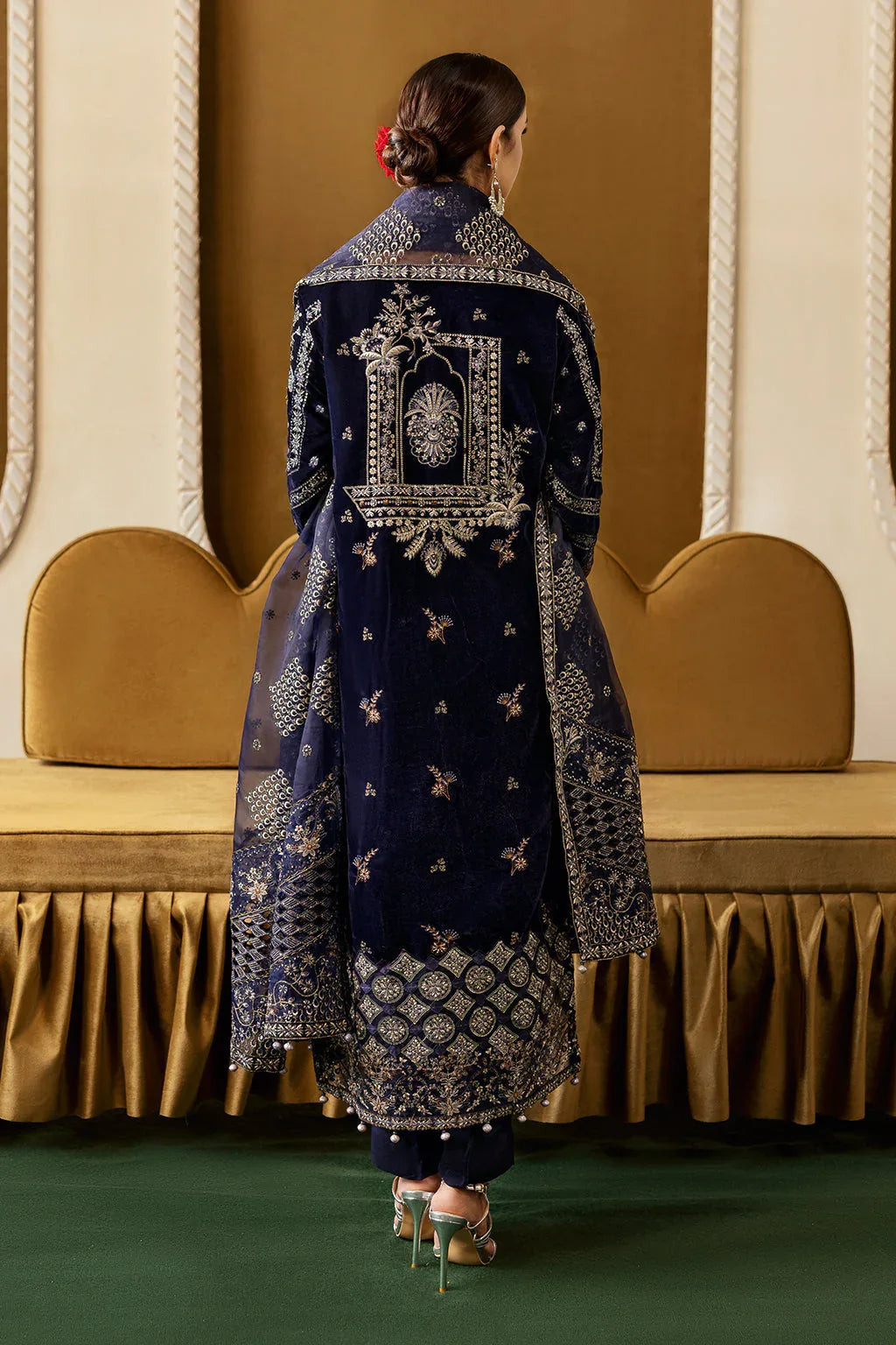 Ramsha | Velvet Collection | V-608 - Aqsa Fabrics