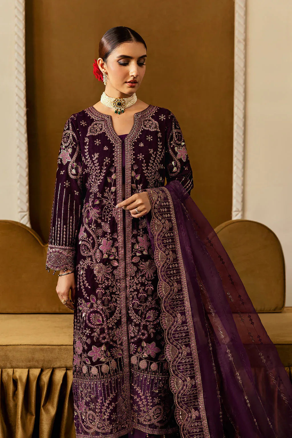 Ramsha | Velvet Collection | V-605 - Aqsa Fabrics
