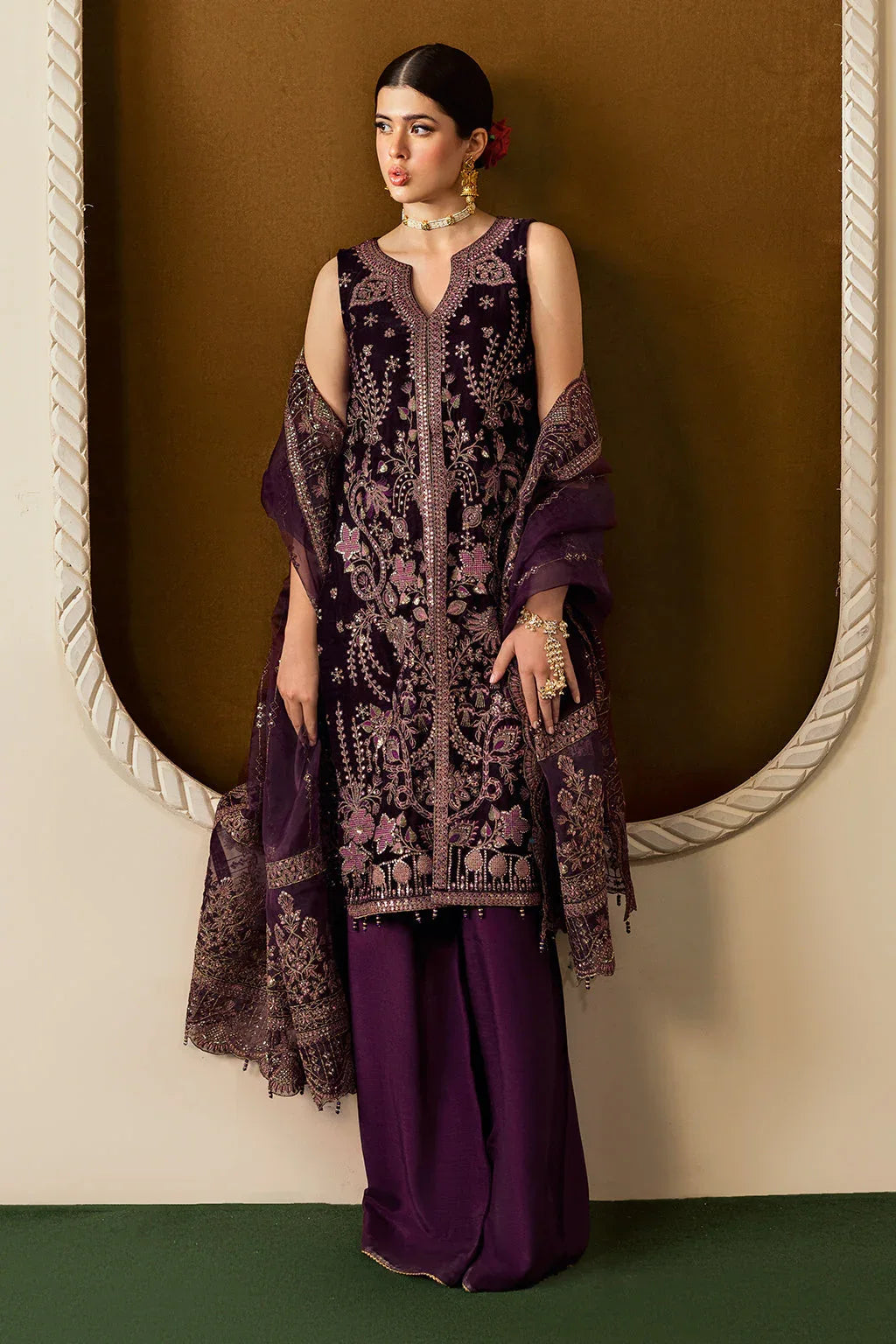Ramsha | Velvet Collection | V-605 - Aqsa Fabrics
