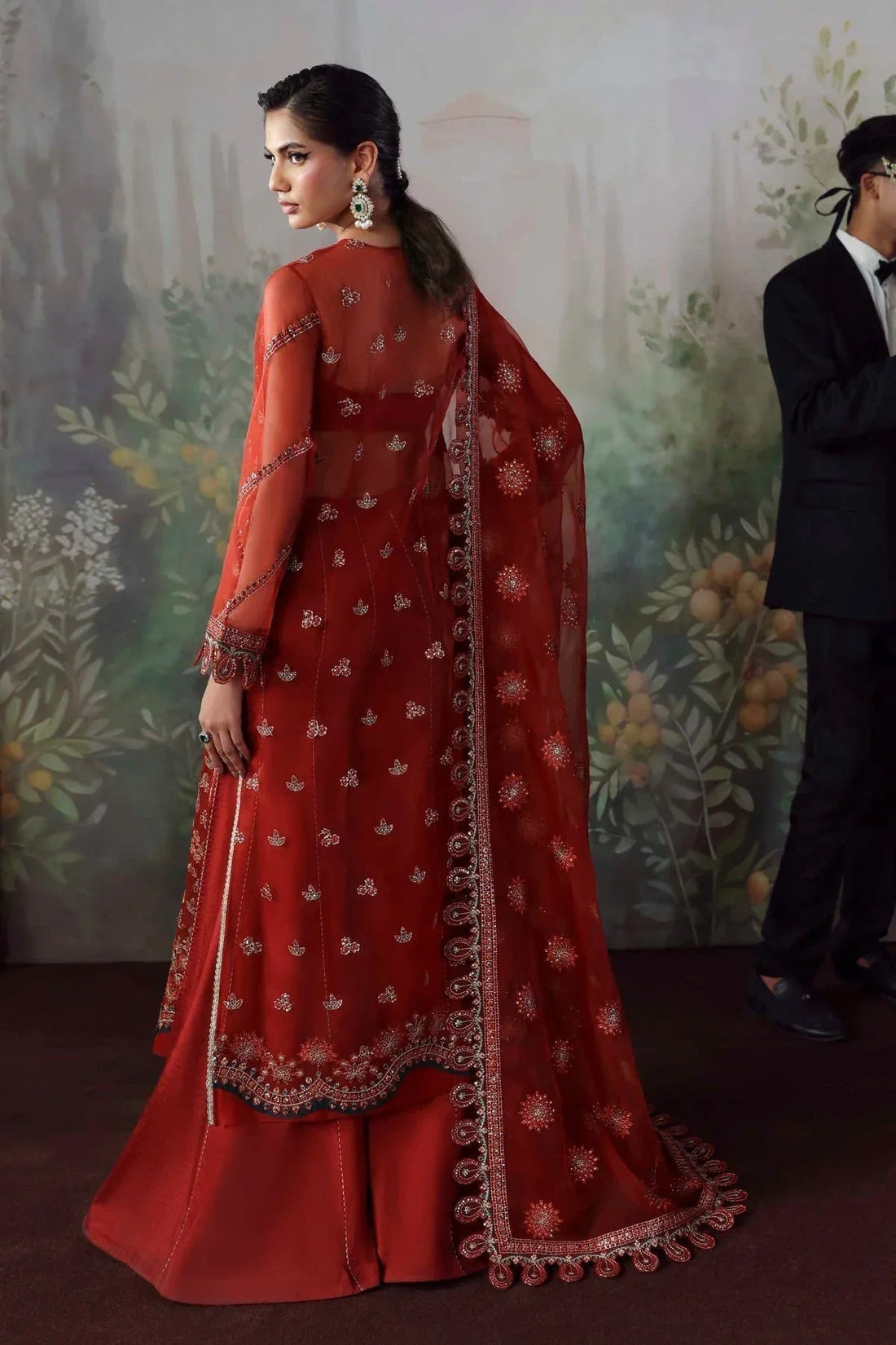Akbar Aslam | Deewani Wedding Formals | Laalroz - Aqsa Fabrics