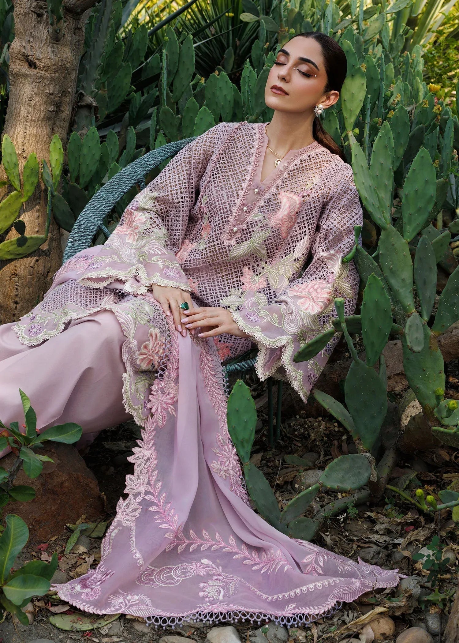 Crimson | Tasawar 25 | ONE TRUE LOVE - D6B - Aqsa Fabrics