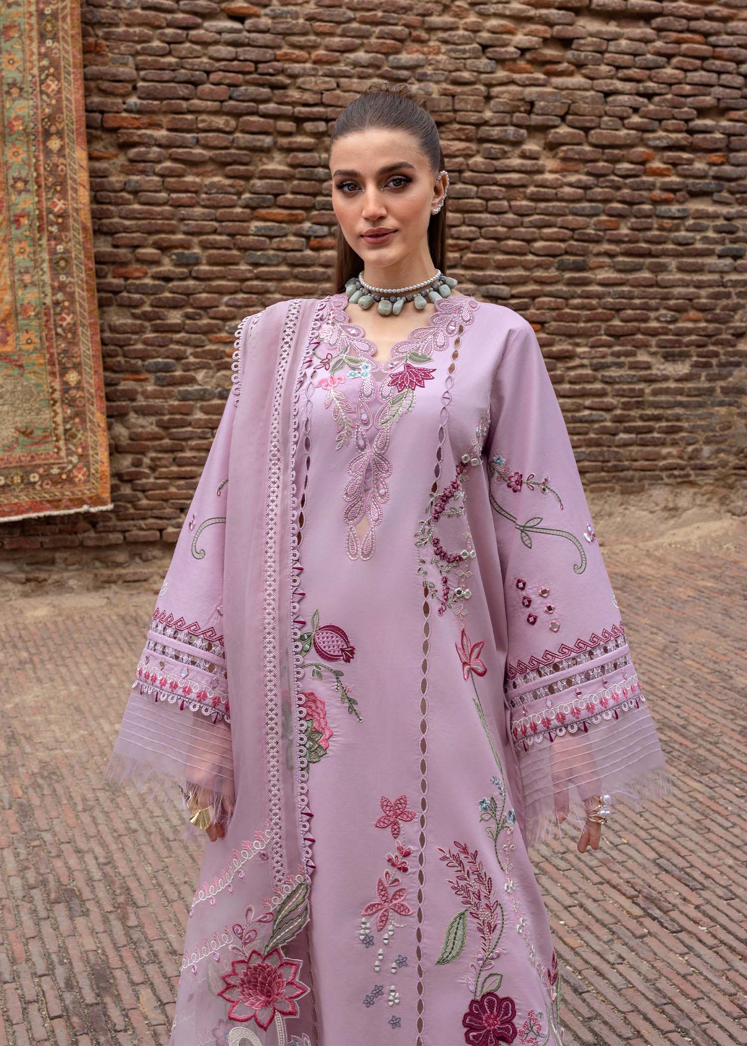 Crimson | Tasawar 25 | MIRROR GARDEN - D3B - Aqsa Fabrics