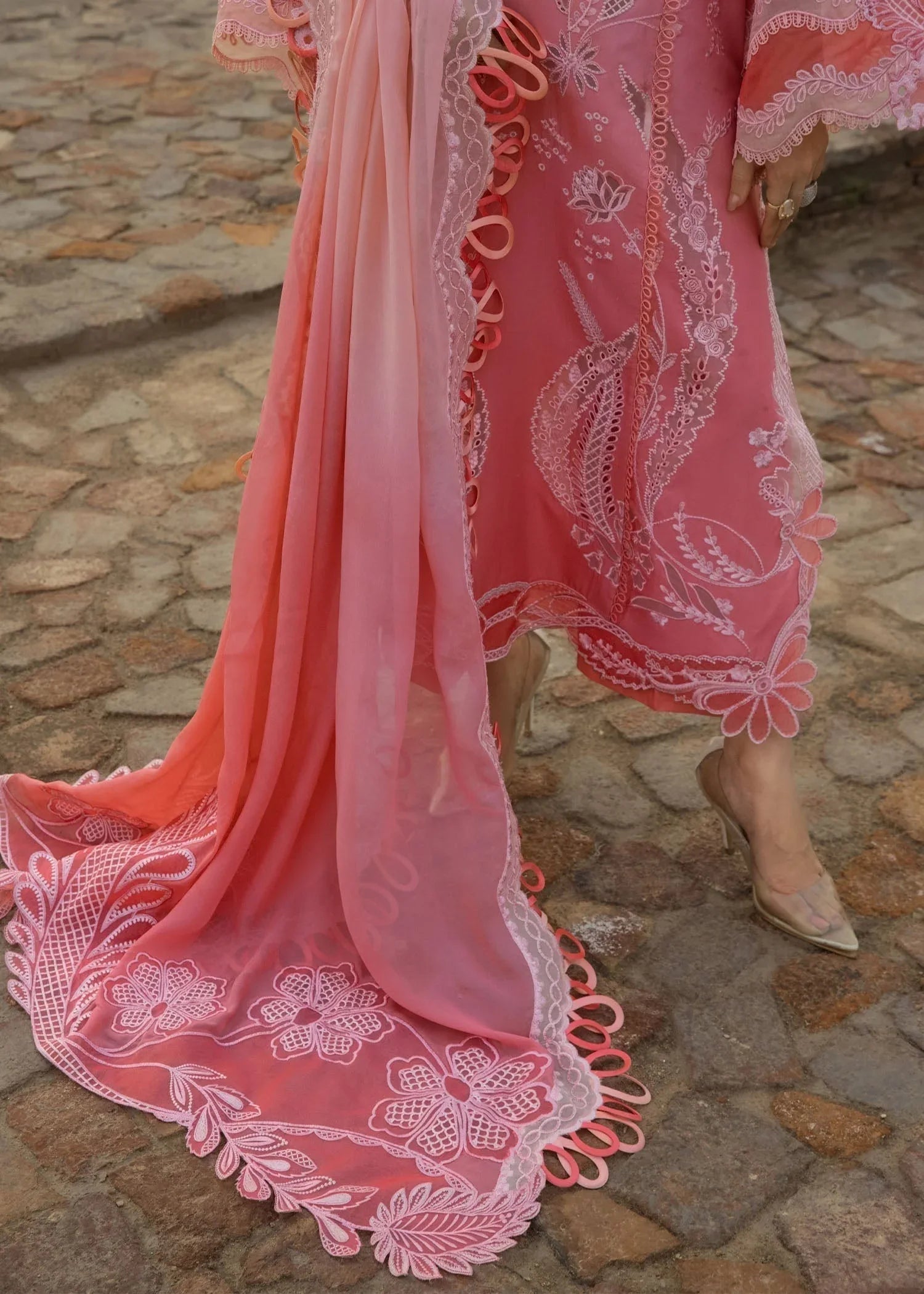 Crimson | Tasawar 25 | ALL THINGS OMBRE - D1B - Aqsa Fabrics