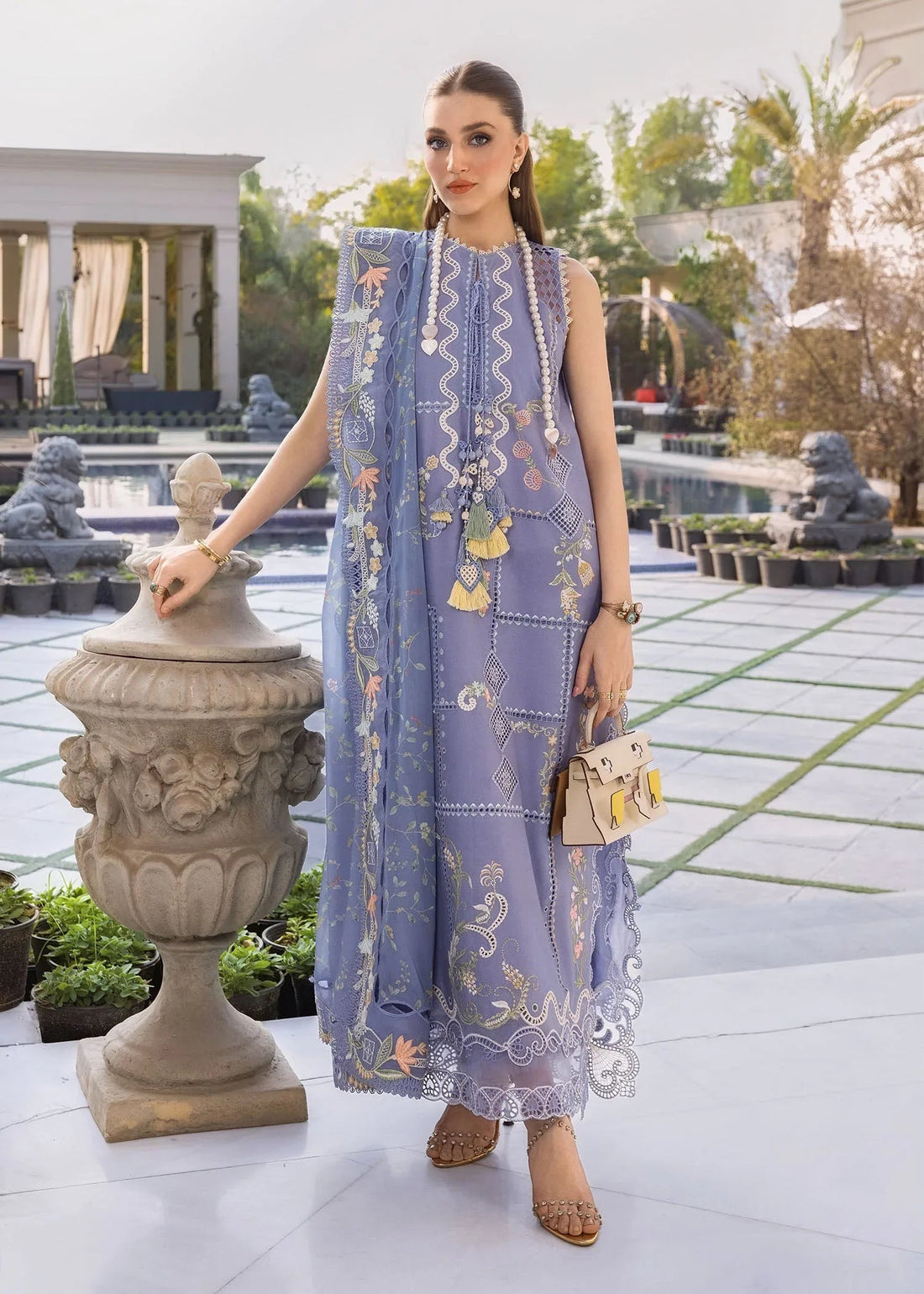 FLORAL SERENITY-D1B