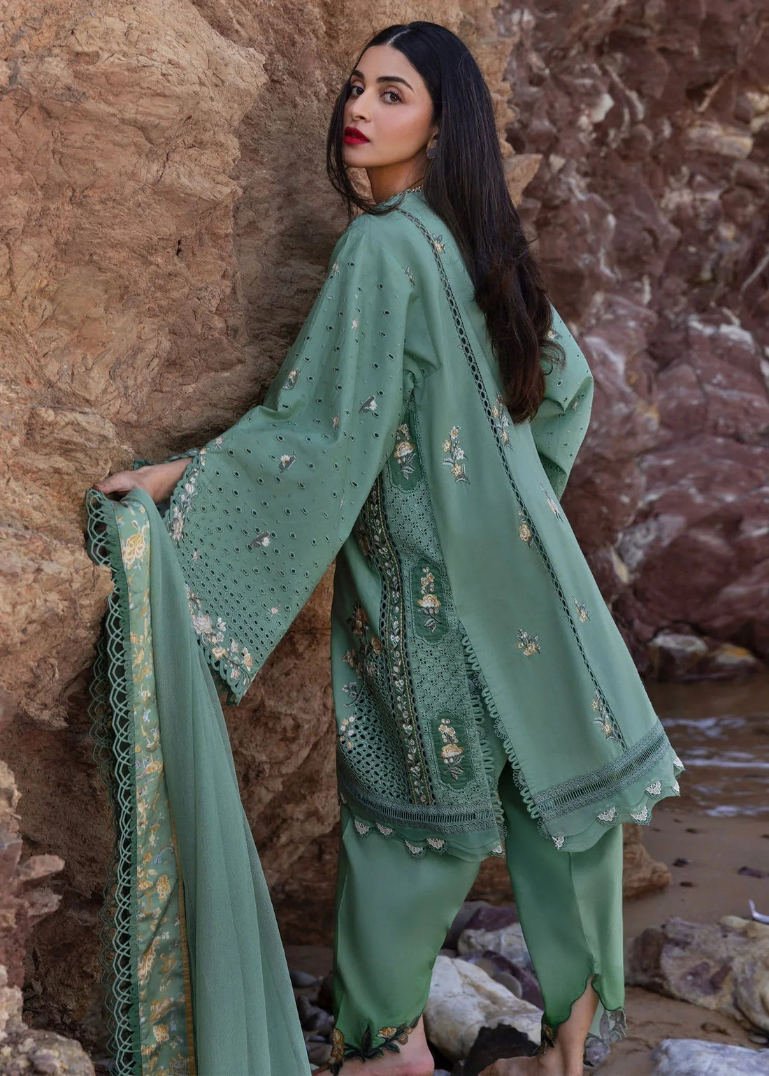 Crimson | Floe by Crimson | Parsi Threads - D5 A - Aqsa Fabrics