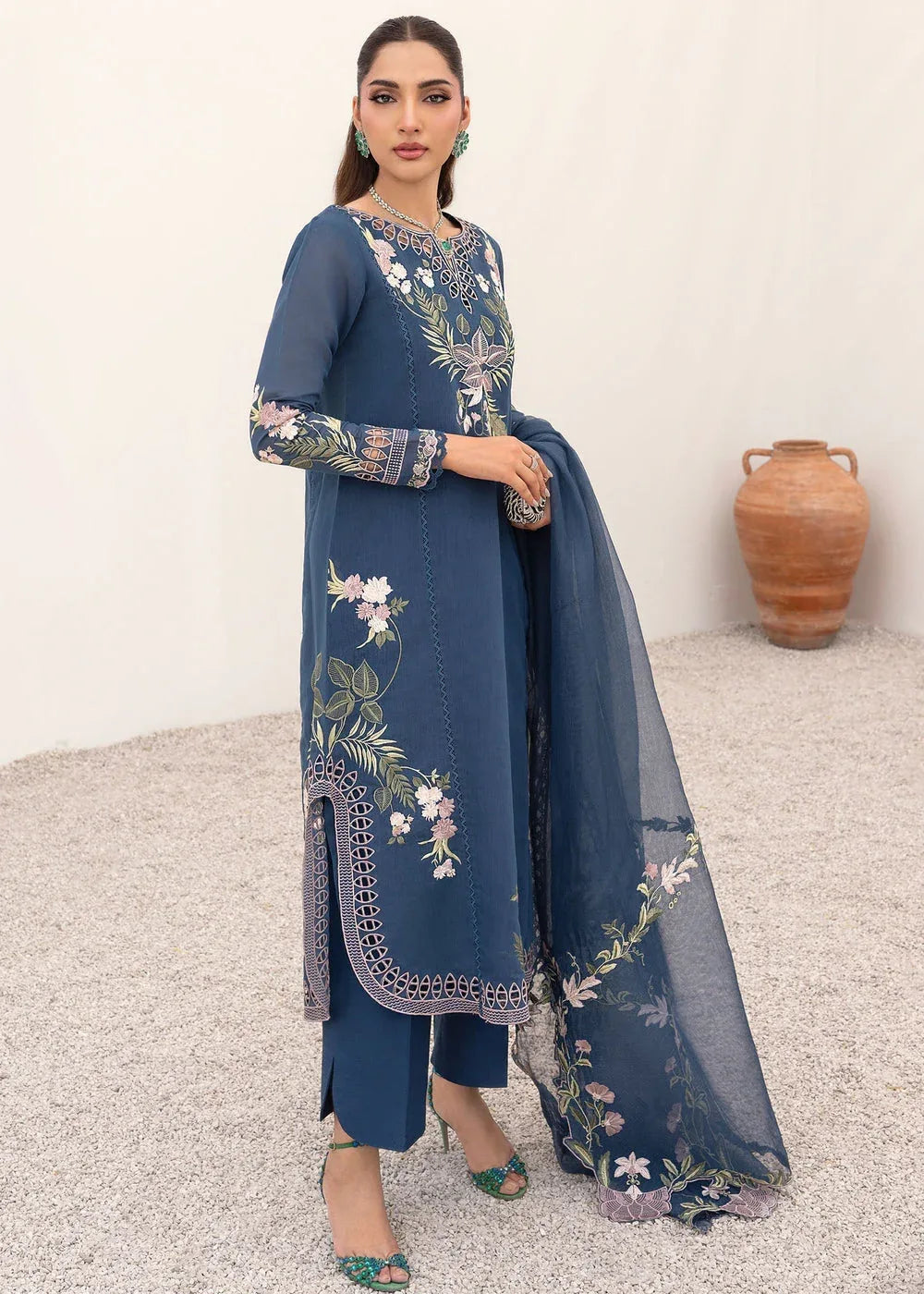 Saira Shakira | Rosea Casual Pret 25 | Midnight - Aqsa Fabrics