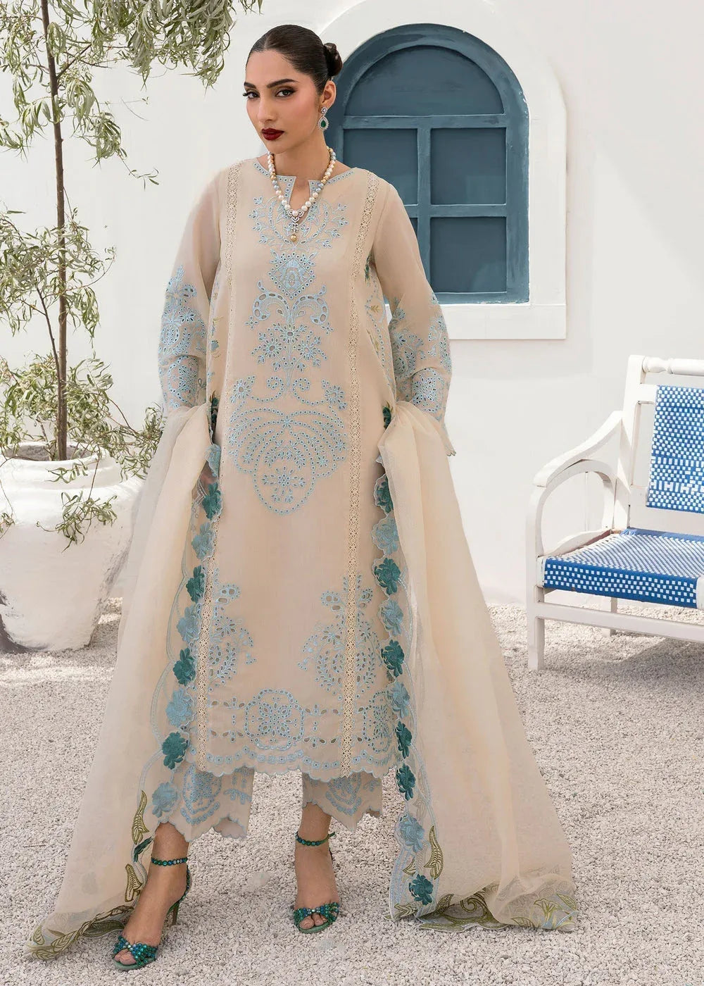 Saira Shakira | Rosea Casual Pret 25 | Serra - Aqsa Fabrics