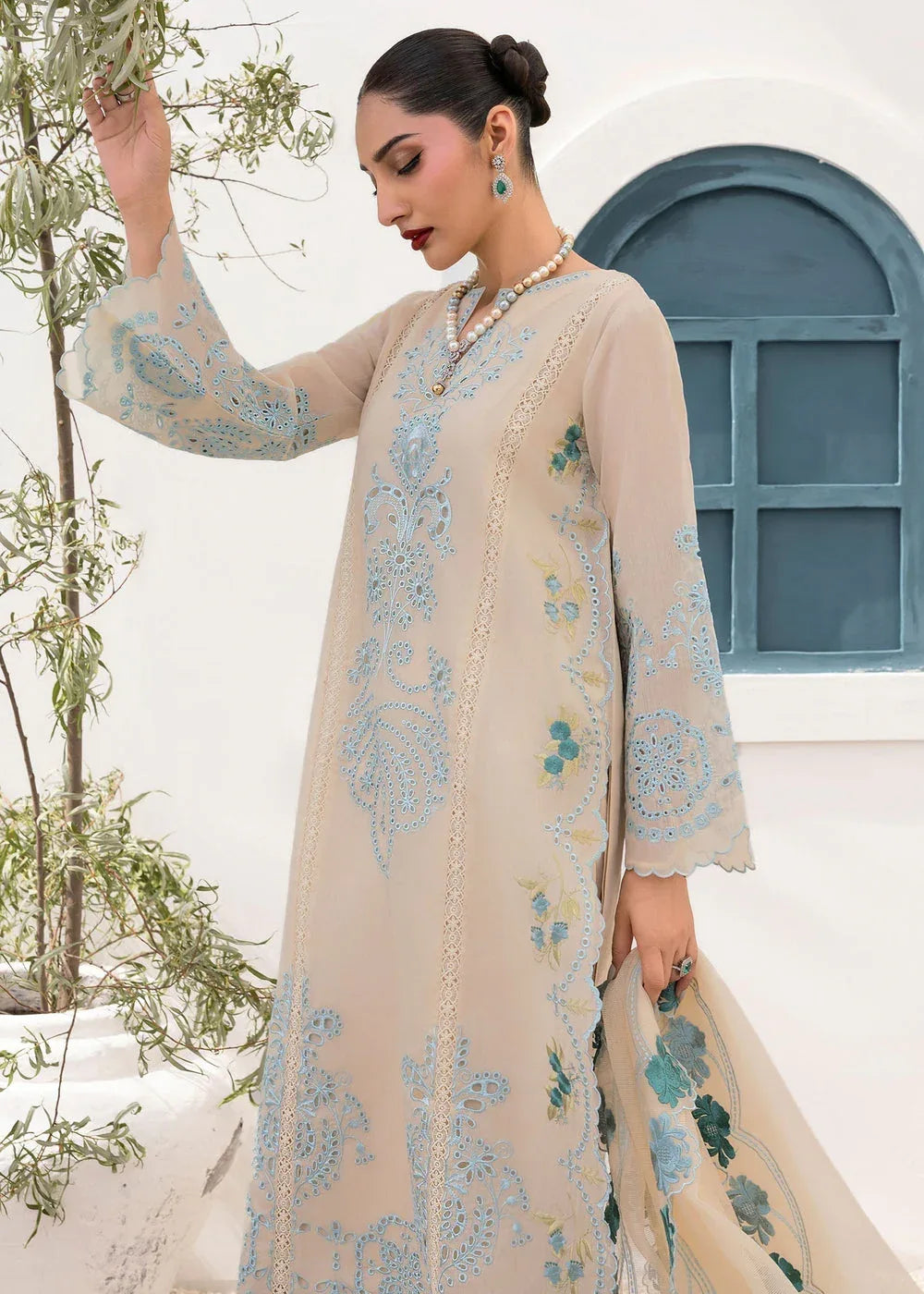 Saira Shakira | Rosea Casual Pret 25 | Serra - Aqsa Fabrics