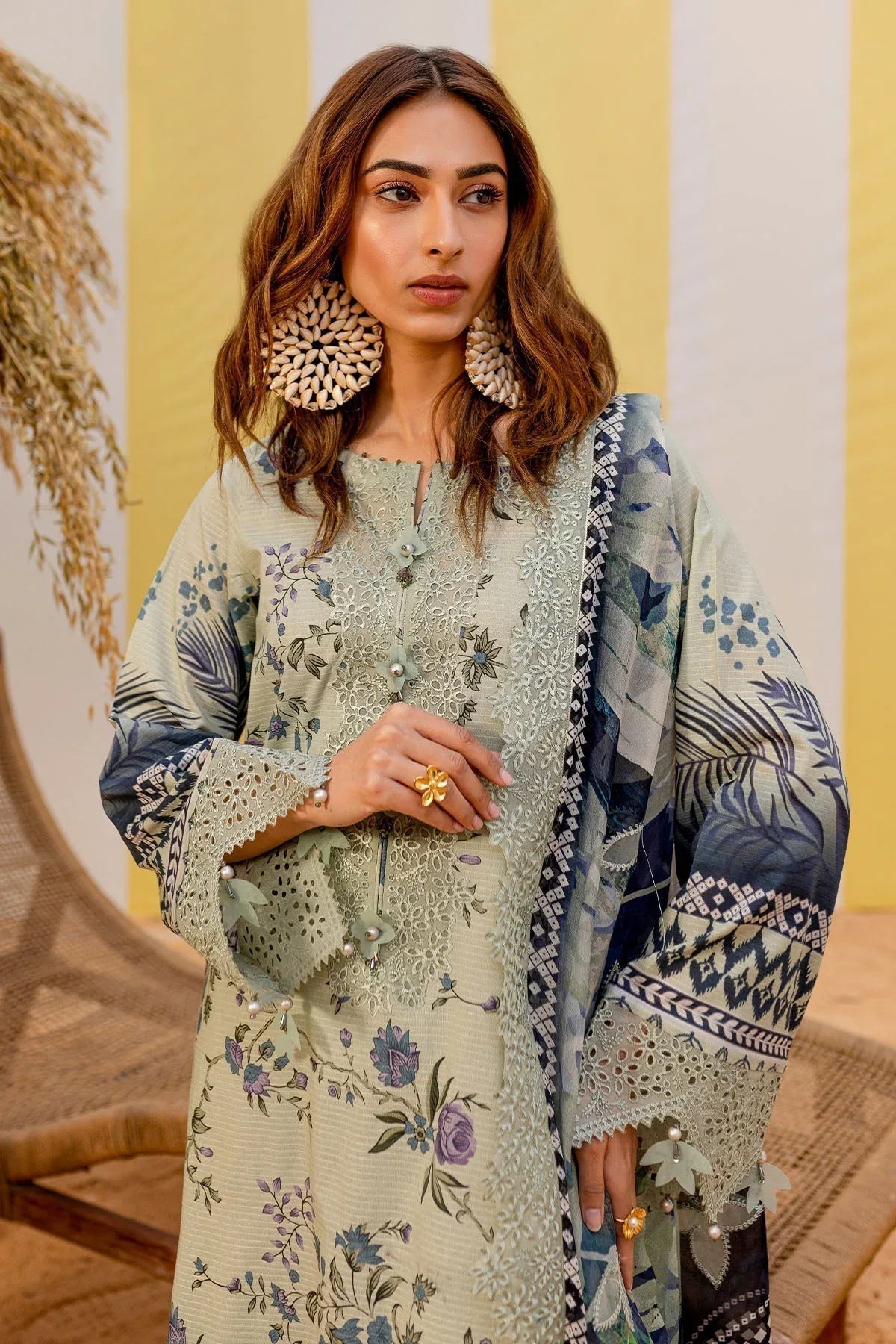 Nureh | Gardenia Lawn 25 | NSG-183 - Aqsa Fabrics