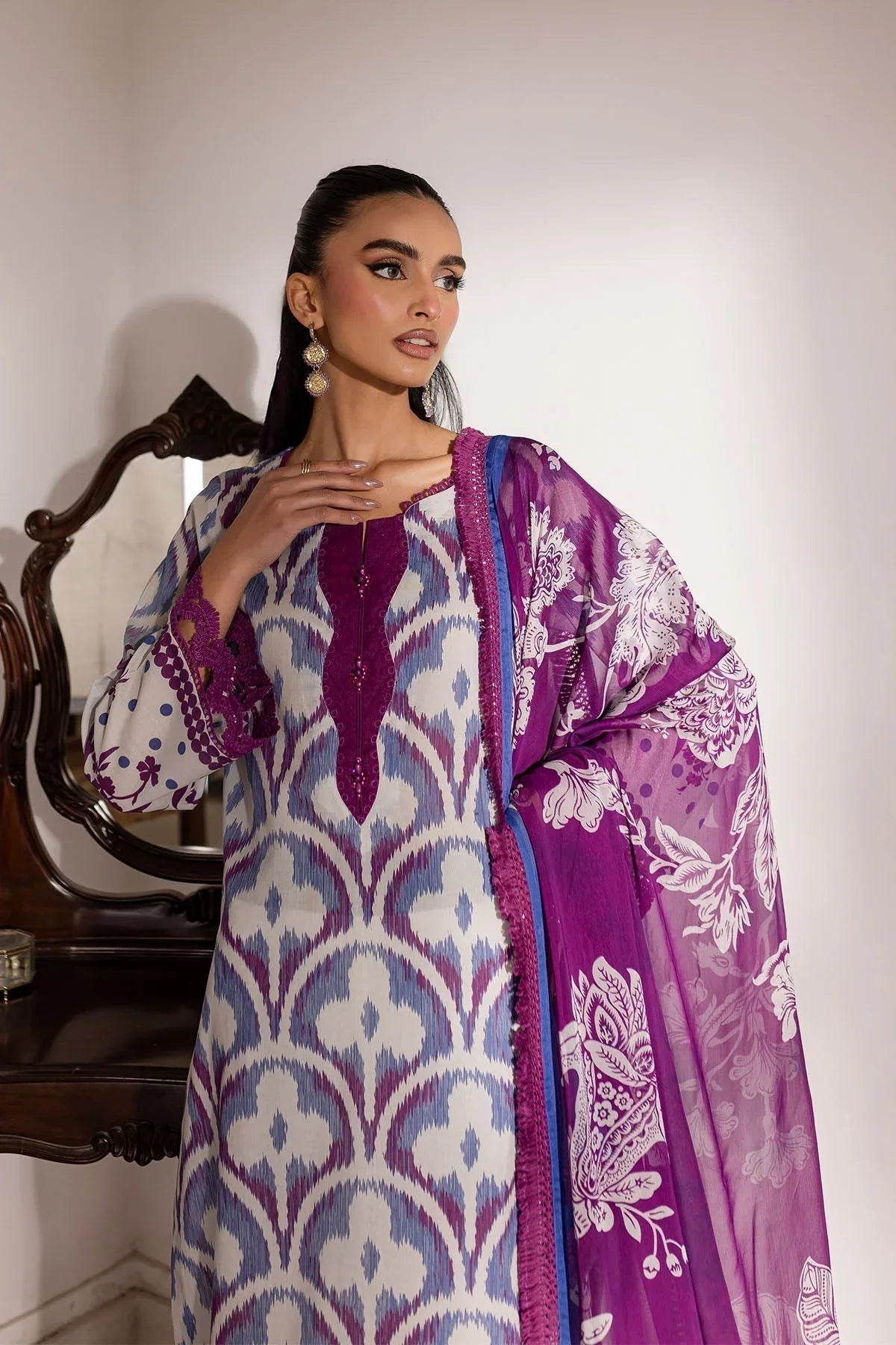 Nureh | Printed Lawn 25 | SP-147 - Aqsa Fabrics