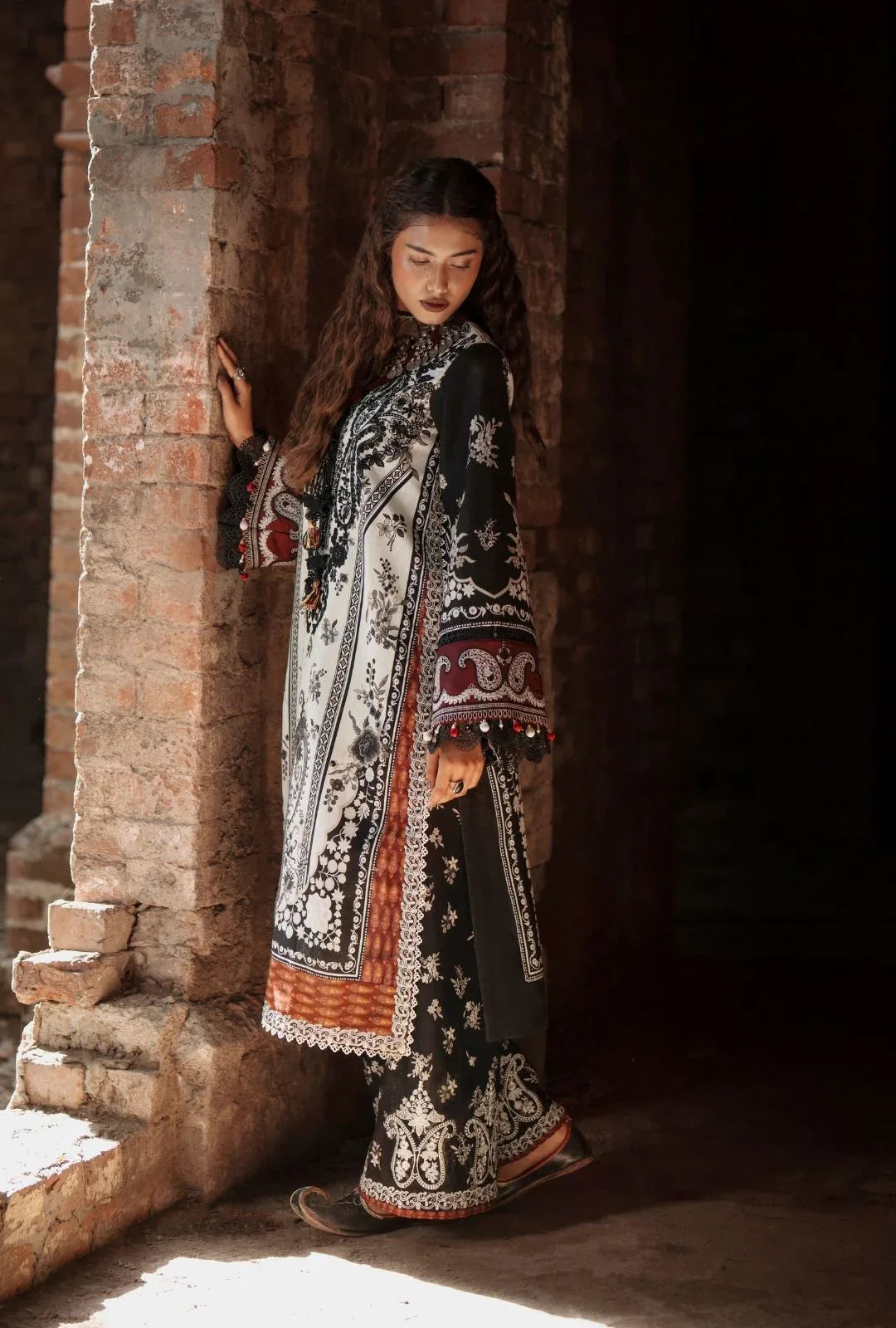 AJR Couture | Sard Sham | Makhmal - Aqsa Fabrics