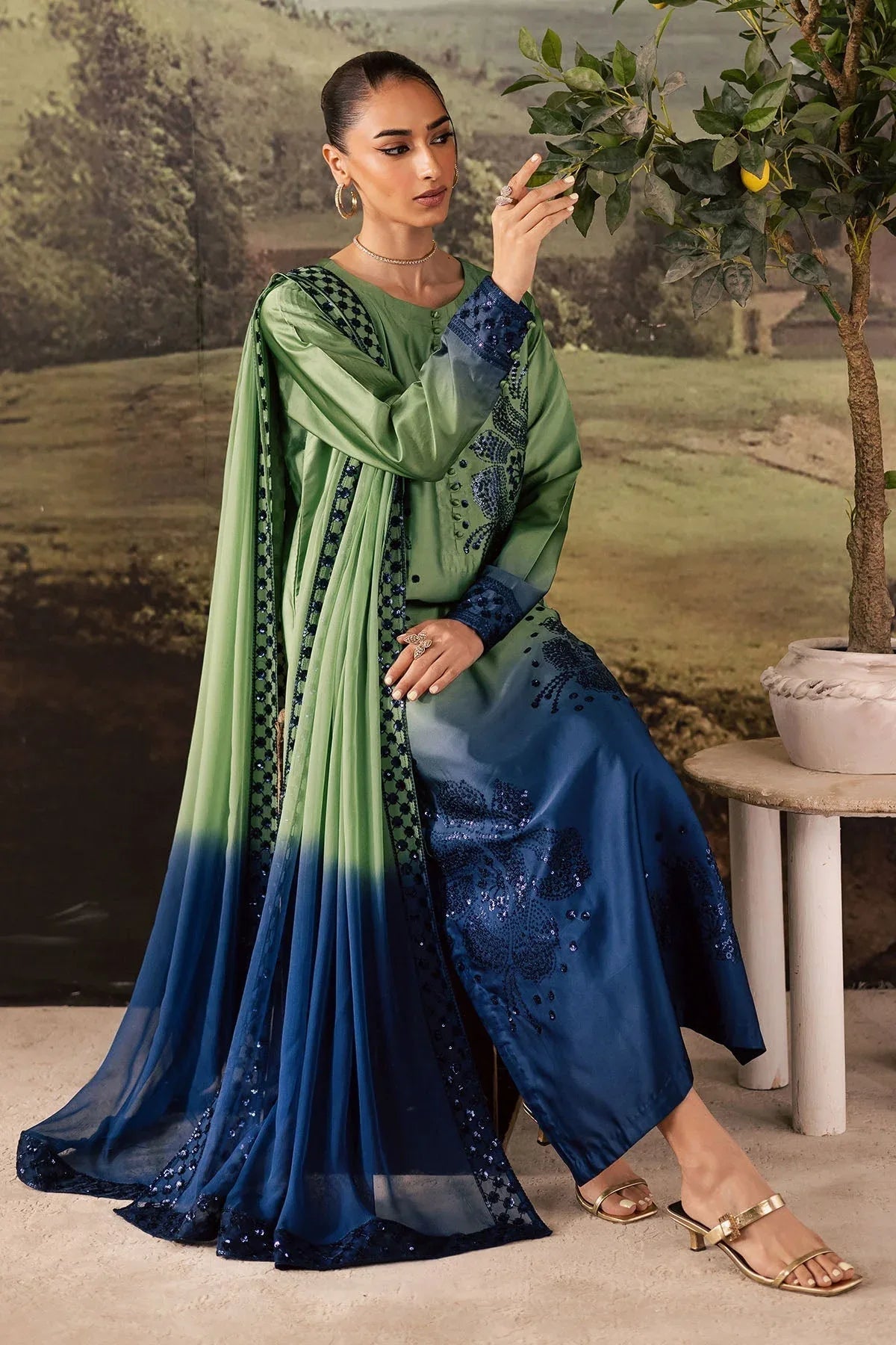Nureh | Shades of Winter | NP-677 - Aqsa Fabrics