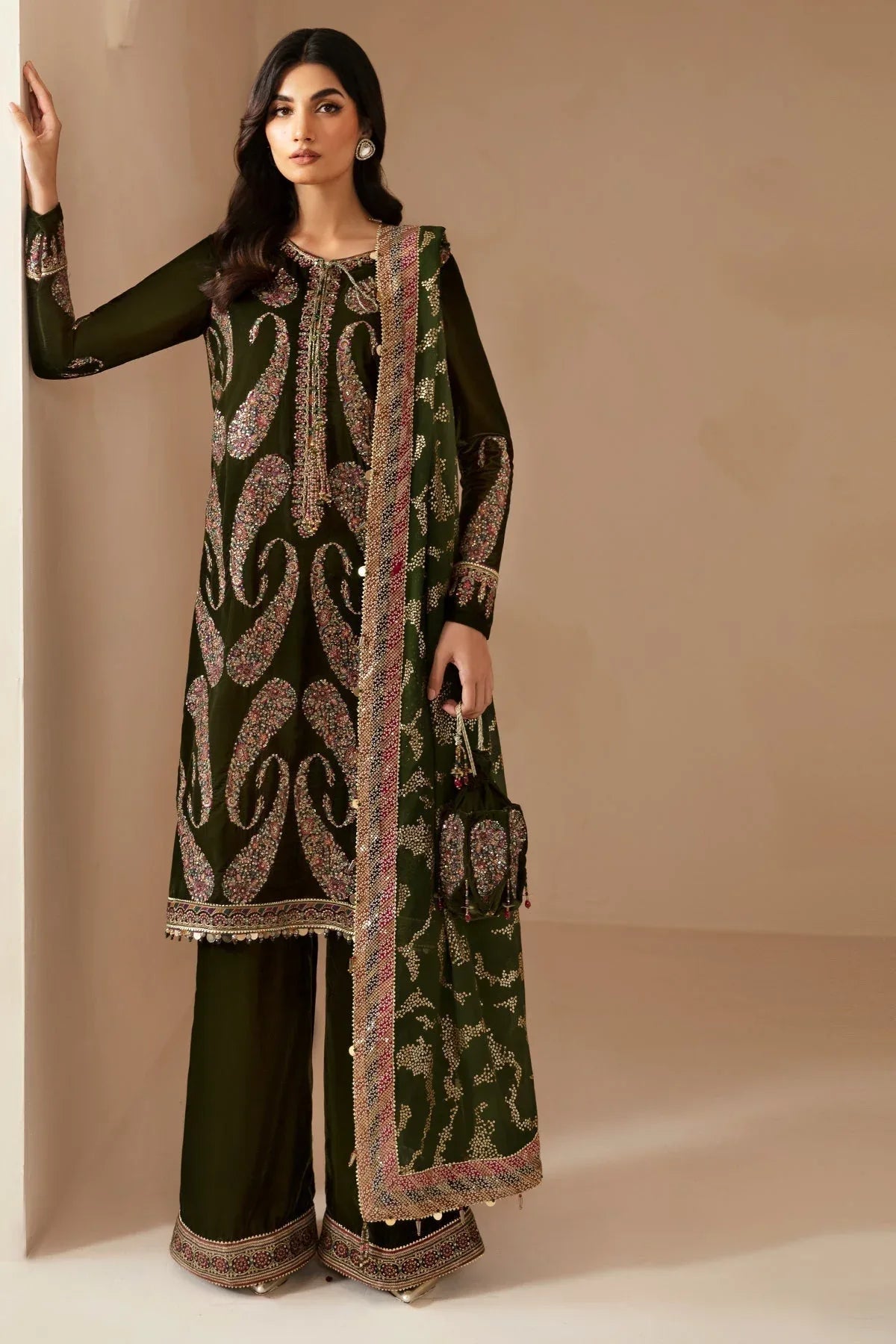 Jazmin | Velvet Edit 24 | Velvet Formal VF-2023 - Aqsa Fabrics