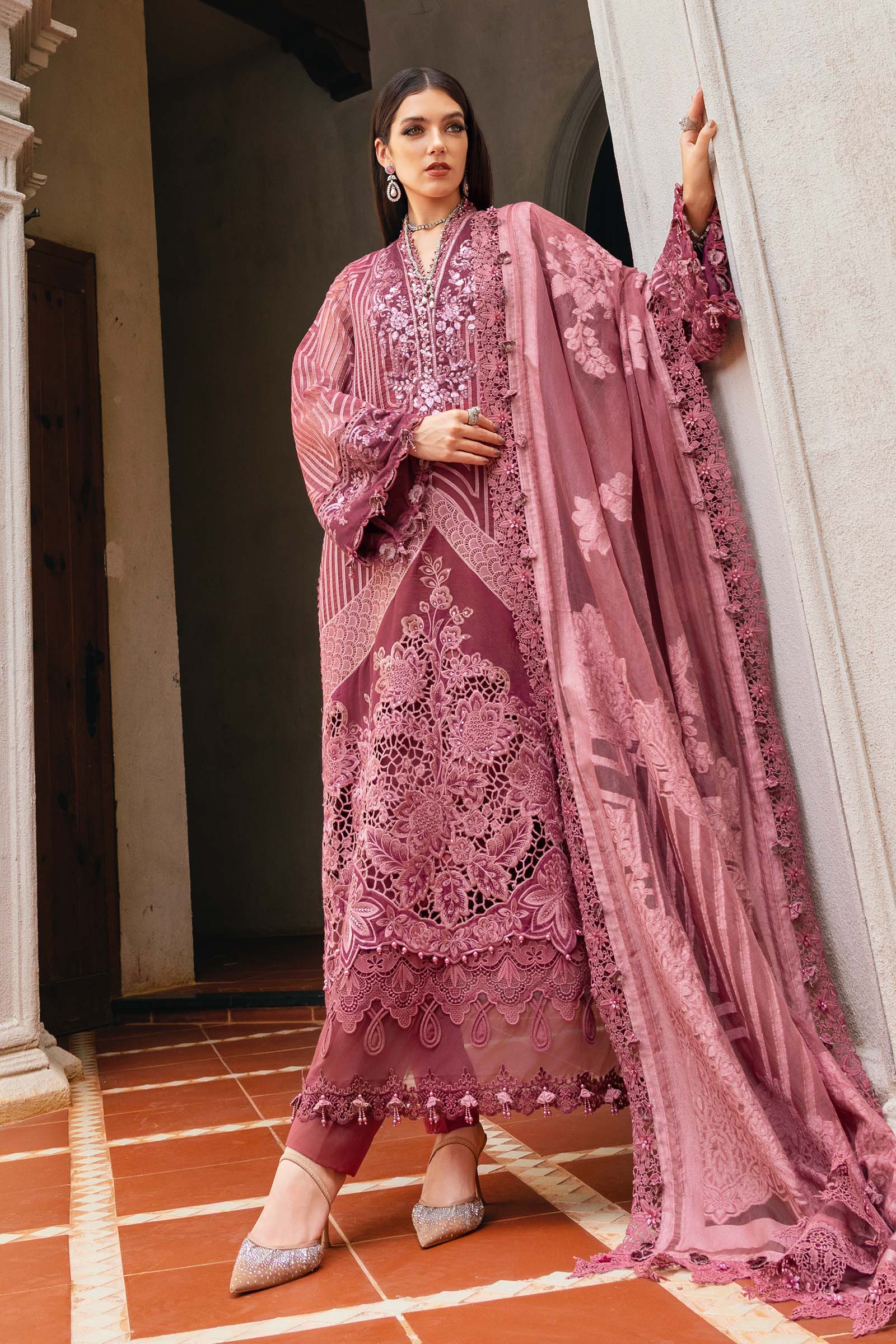 3 Piece Embroidered Organza Suit - Aqsa Fabrics