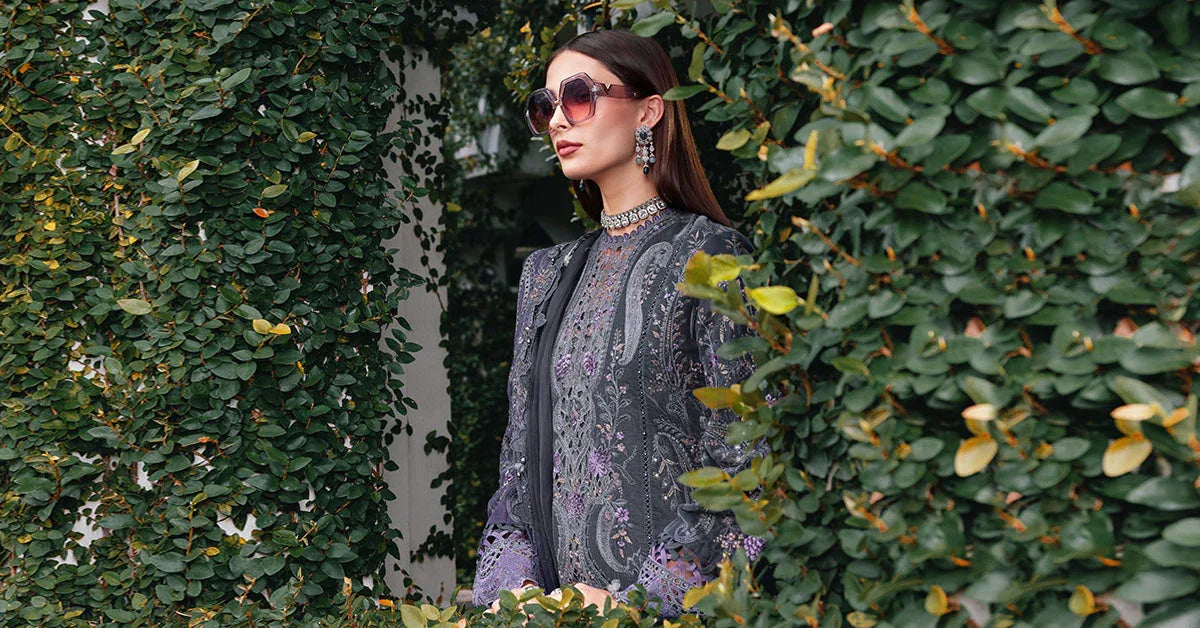 3 Piece Embroidered Velvet Suit - Aqsa Fabrics