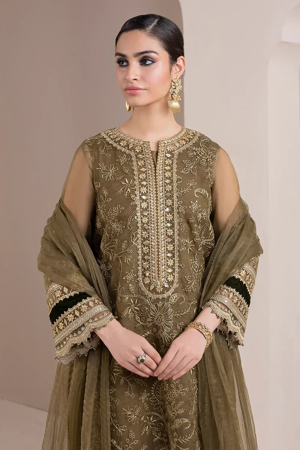 Baroque | Formals Collection | UF-414 - Aqsa Fabrics