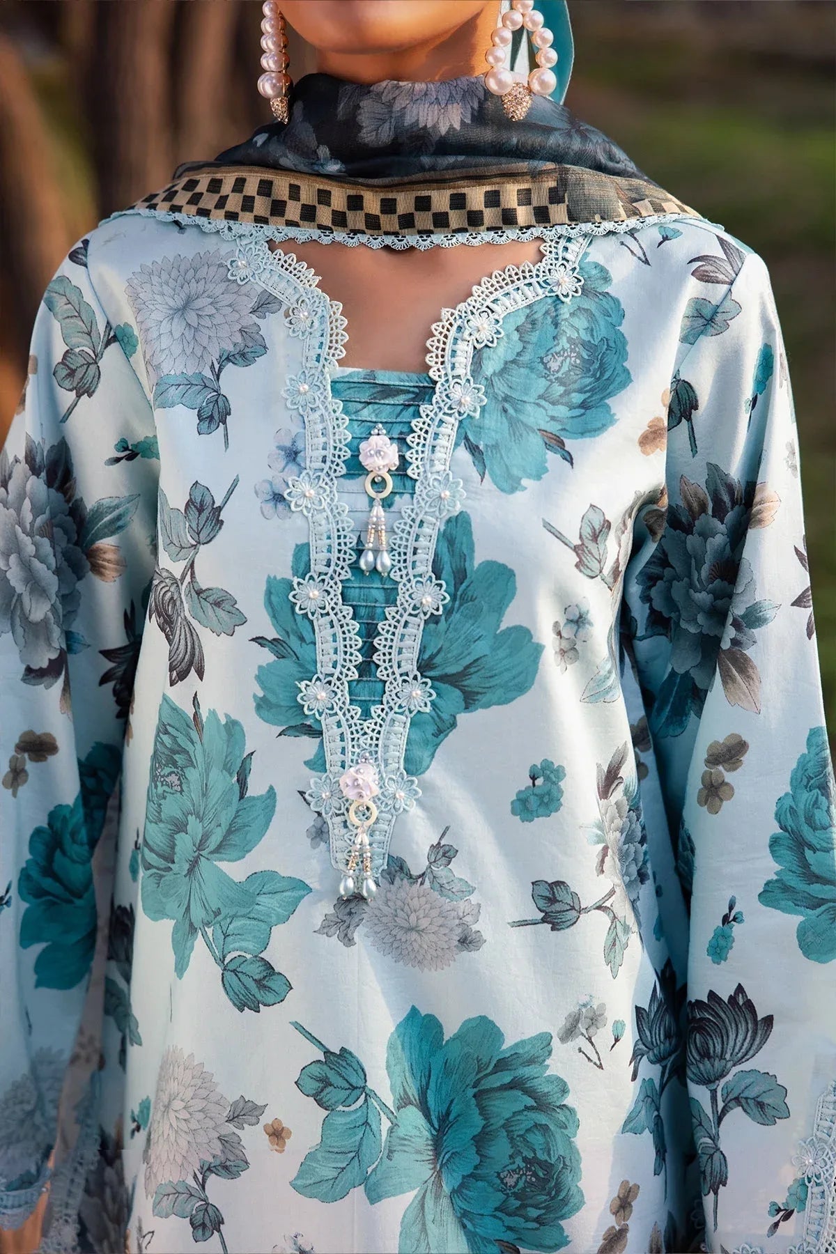Alizeh | Sheen Lawn Prints 24 | BLUET - Aqsa Fabrics