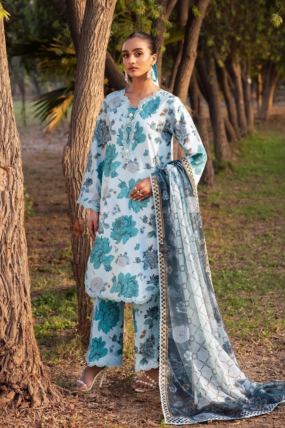Alizeh | Sheen Lawn Prints 24 | BLUET - Aqsa Fabrics