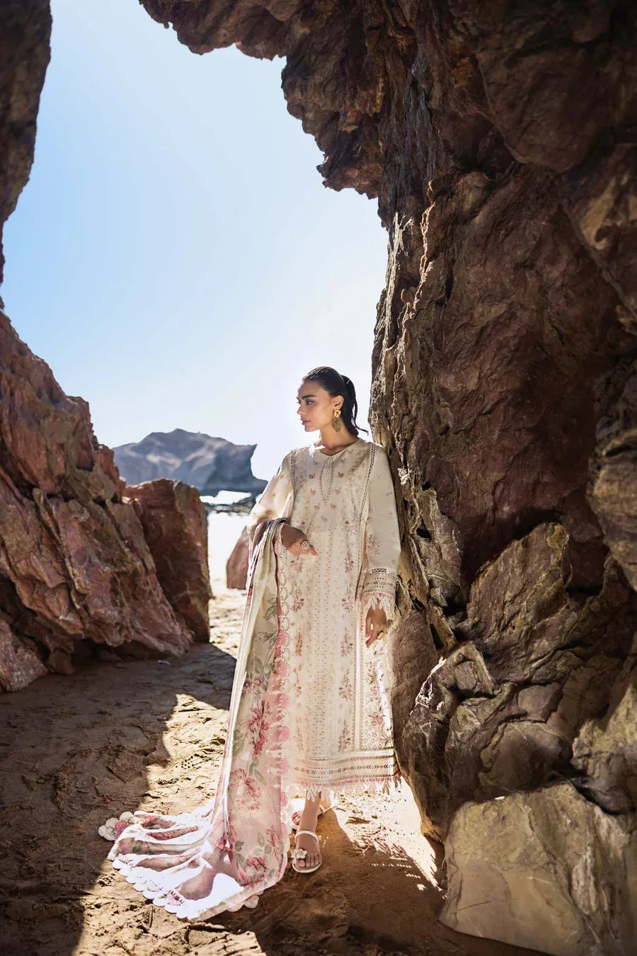 Akbar Aslam | Pret Lawn | Syelle - Aqsa Fabrics