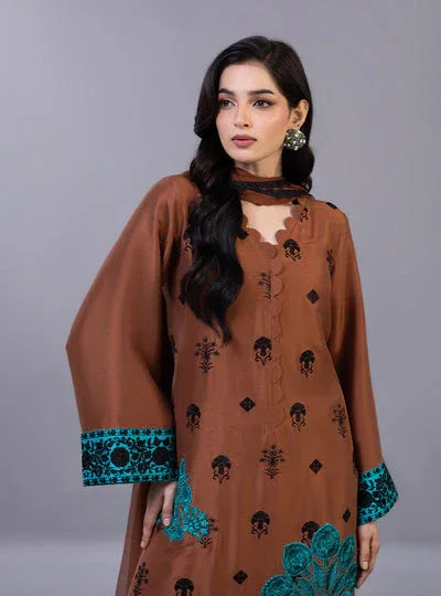 Zainab Chottani | Ramadan Edit 26 | Terra Luxe