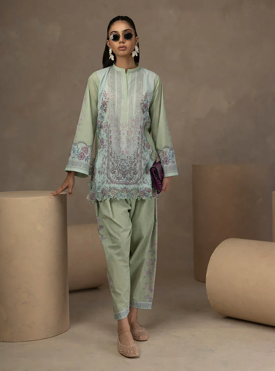 Zainab Chottani | Zahra Spring Edit 26 | Evie