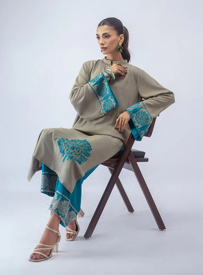 Zainab Chottani | Aara Moonsoon Edit | Desert Oasis - Aqsa Fabrics