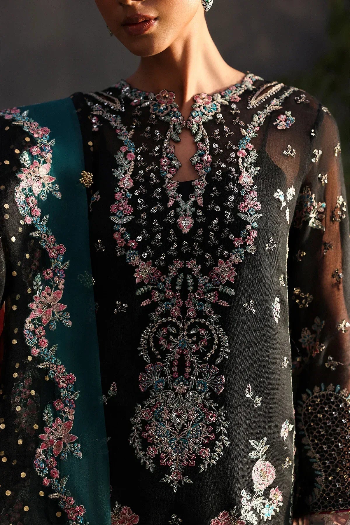 Afrozeh | La Fuchsia 25 | Larosea - Aqsa Fabrics