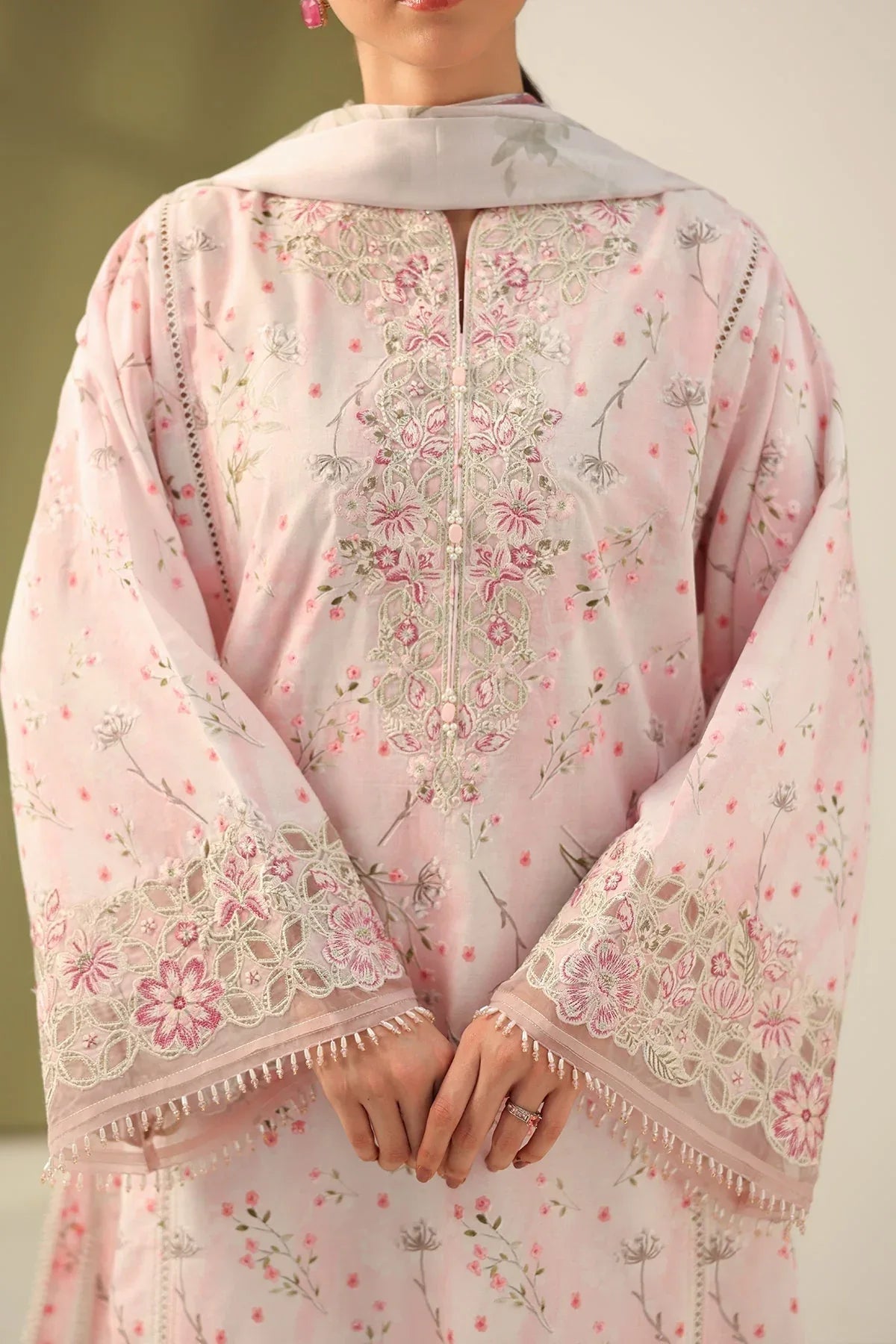 Baroque | Eid Printique | EMBROIDERED PRINTED LAWN UF-4180 - Aqsa Fabrics